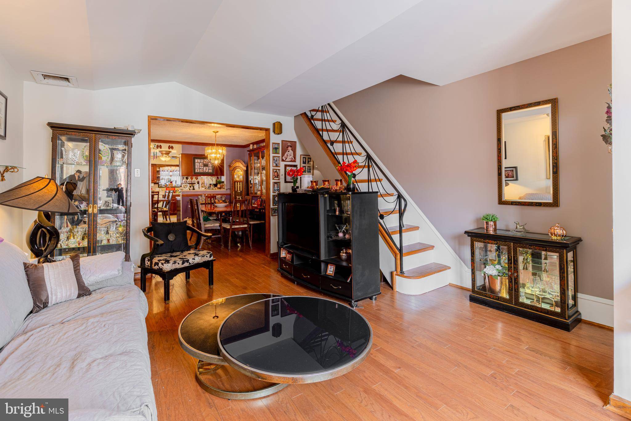 Philadelphia, PA 19145,1940 WOLF ST