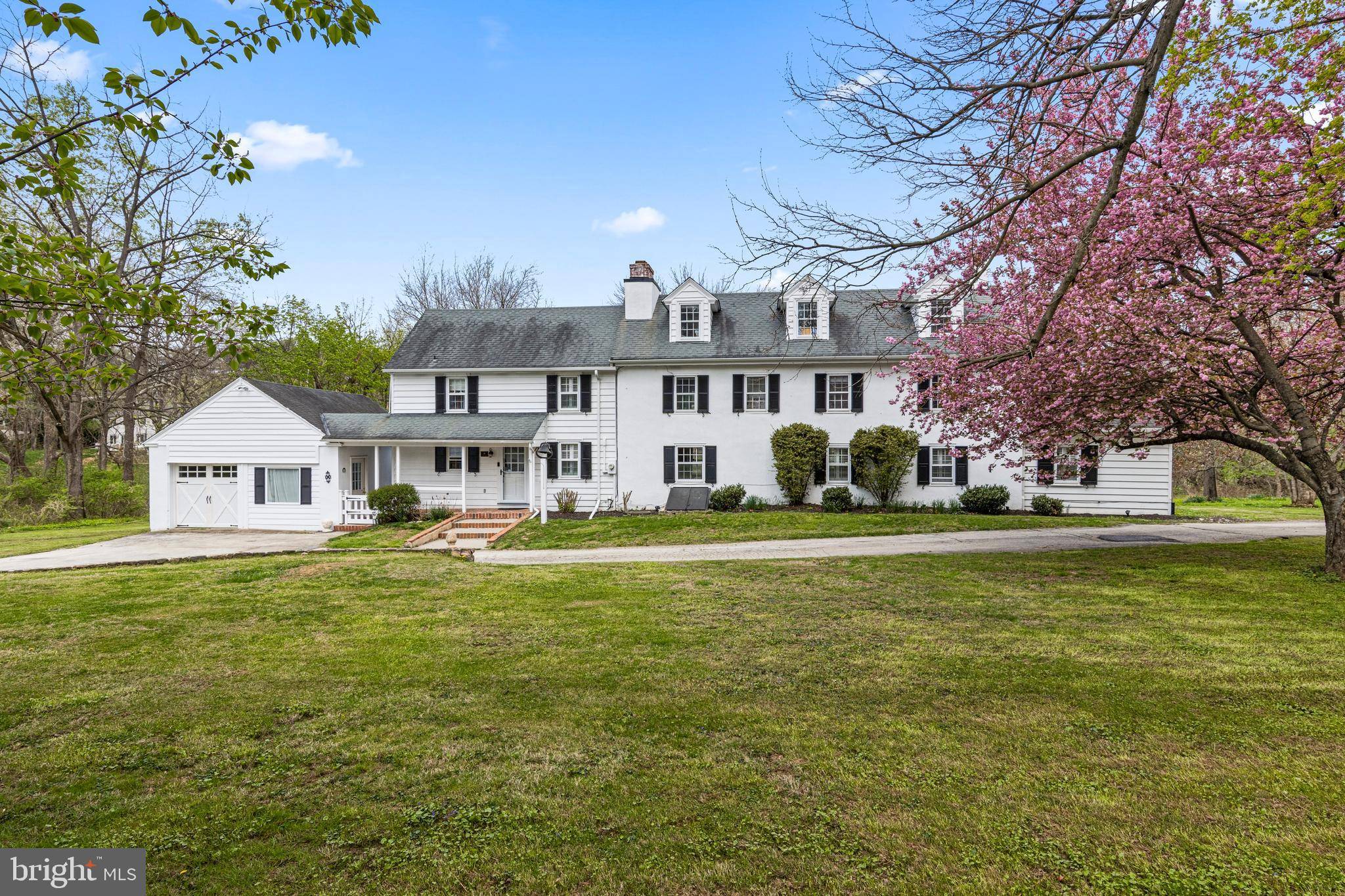 Wayne, PA 19087,897 RICHARDS RD
