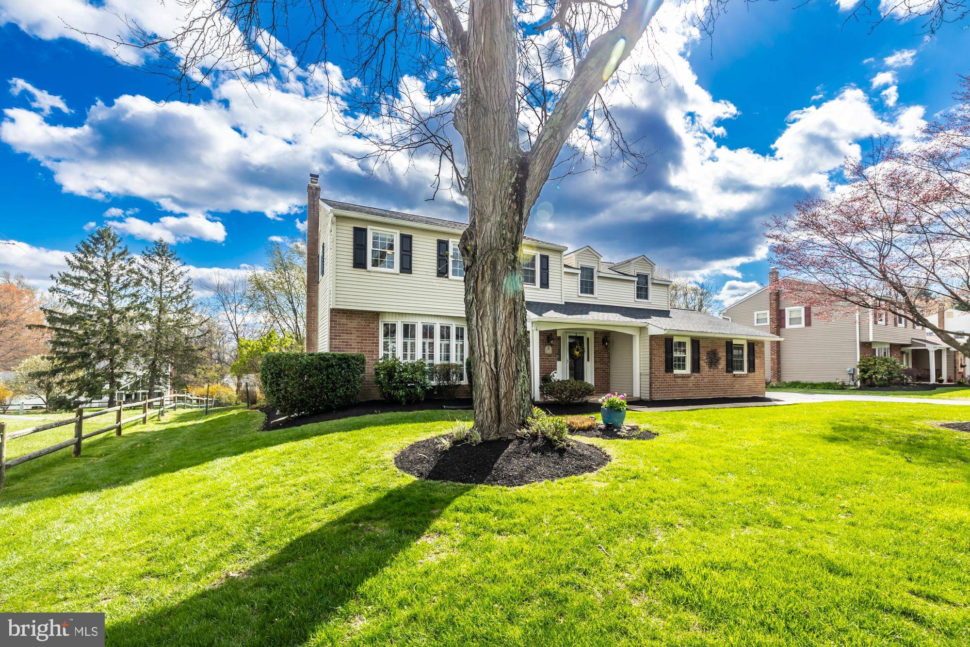 Exton, PA 19341,374 DEVON DR