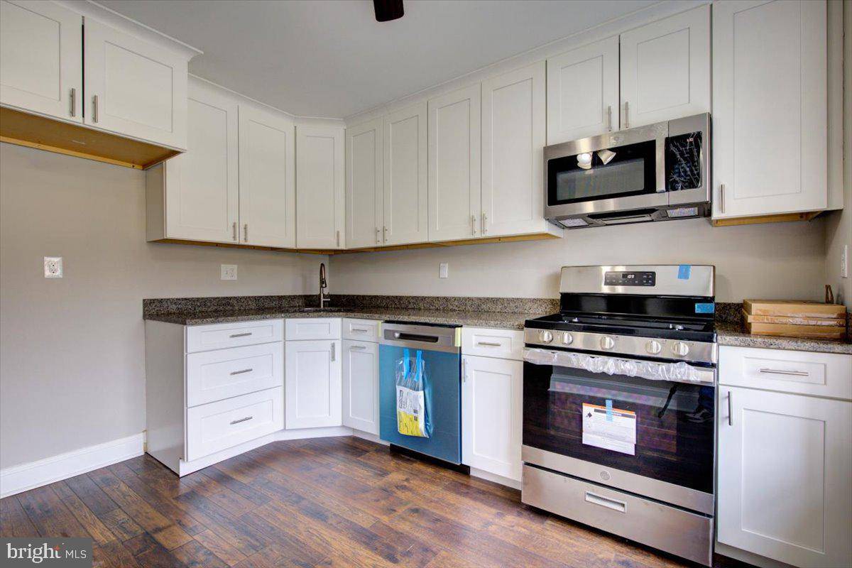 Norristown, PA 19403,518 WALLER