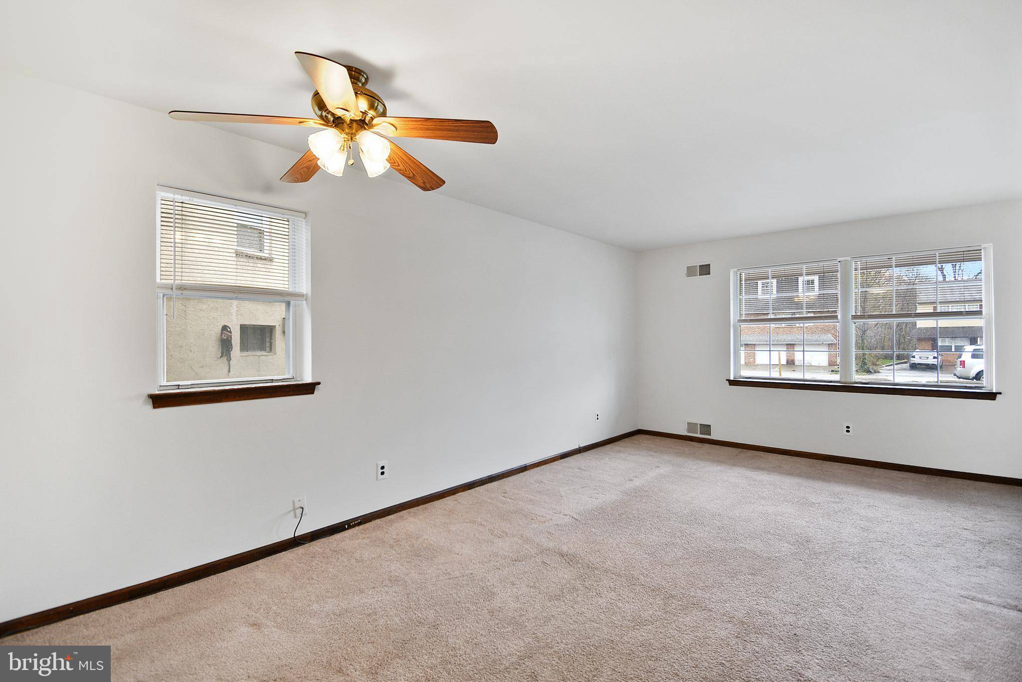 Morton, PA 19070,610 COUNTRY LN #A