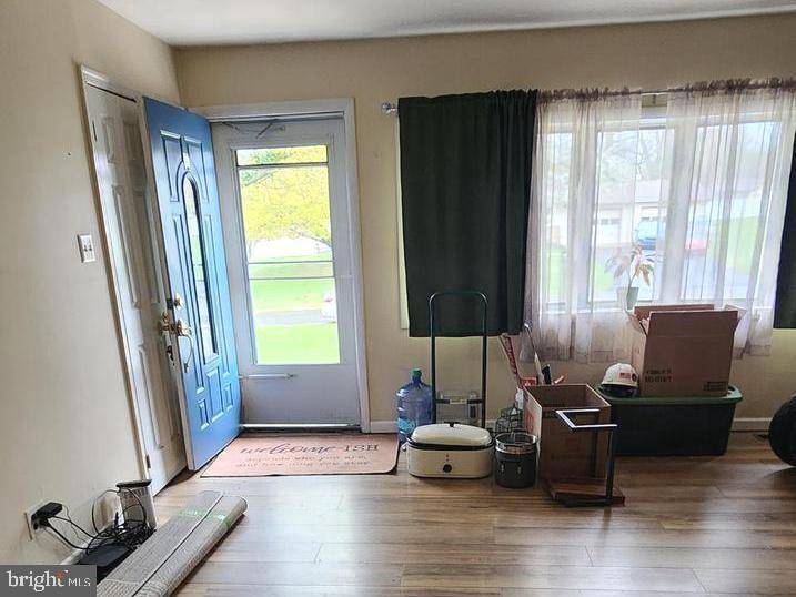 Warminster, PA 18974,82 ACORN DR
