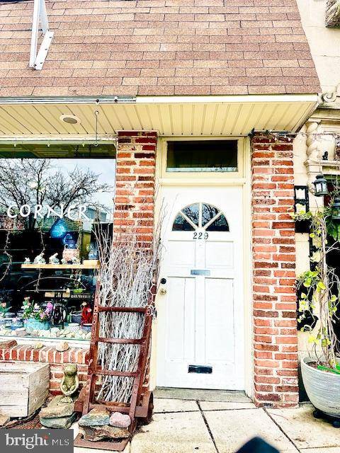 Narberth, PA 19072,229 HAVERFORD AVE #2F
