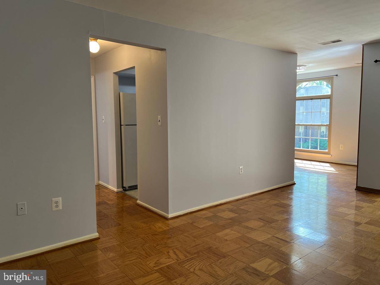Annandale, VA 22003,3356 WOODBURN RD #24
