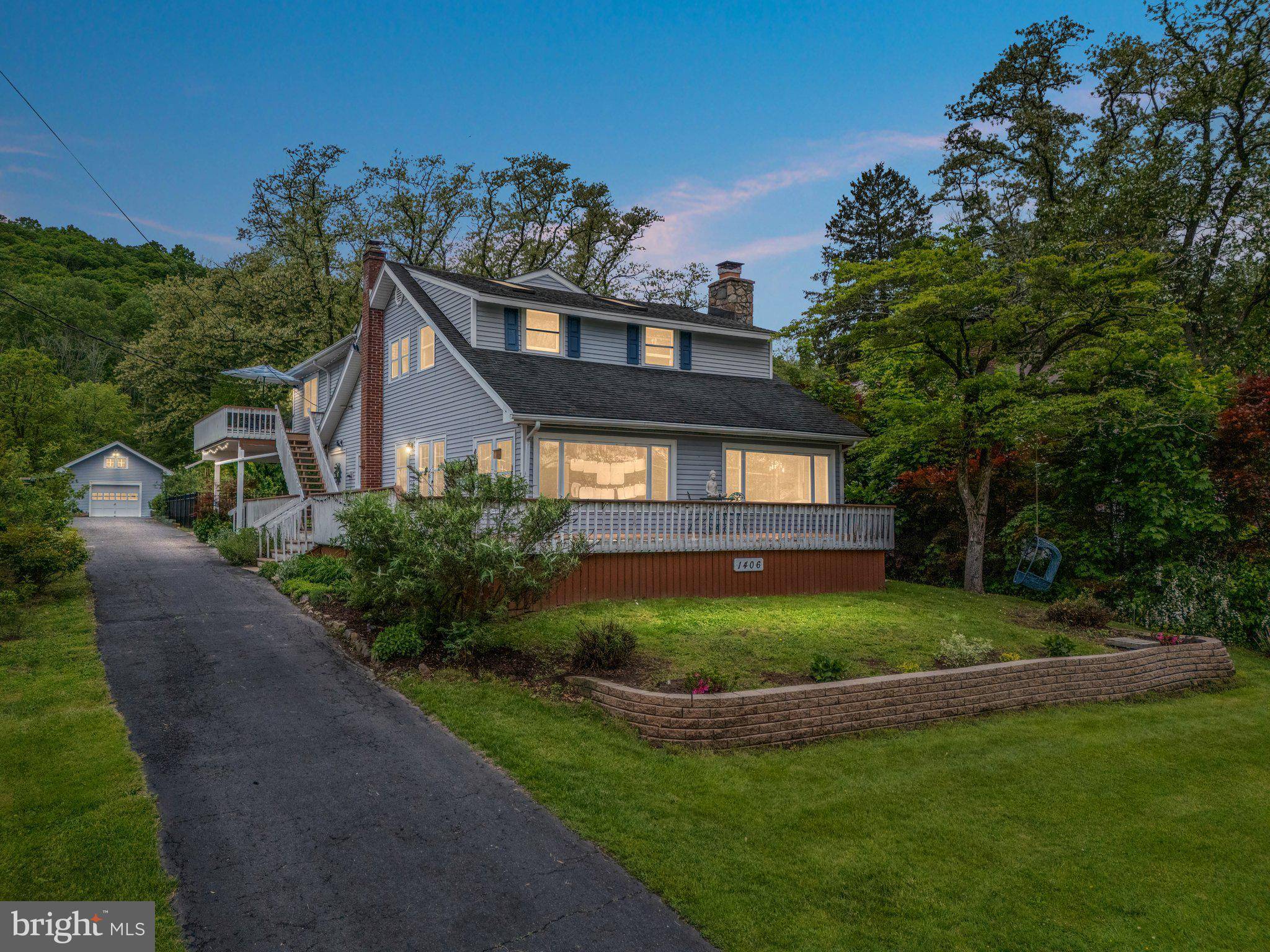 Upper Black Eddy, PA 18972,1406 RIVER RD