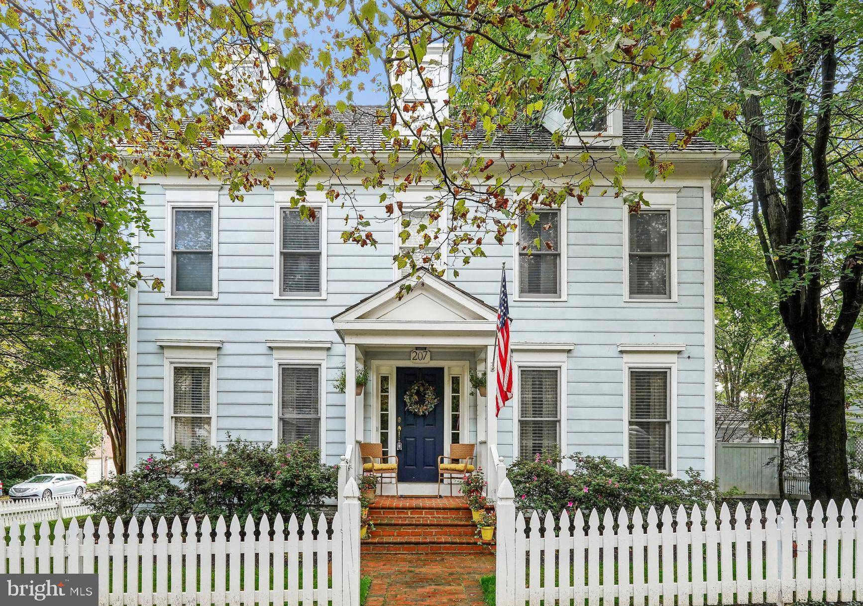 Gaithersburg, MD 20878,207 TSCHIFFELY SQUARE RD