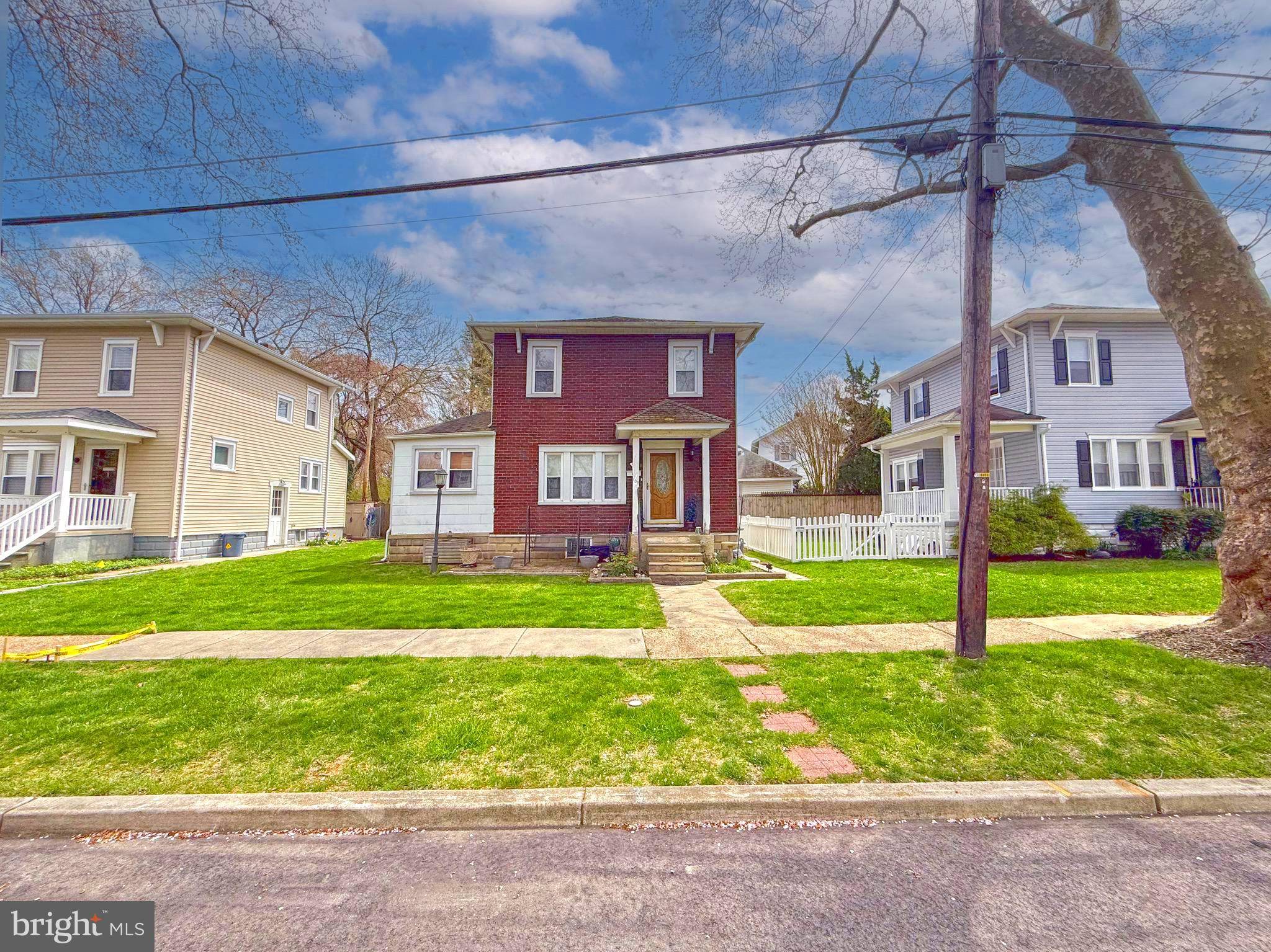 Audubon, NJ 08106,102 CHERRY ST