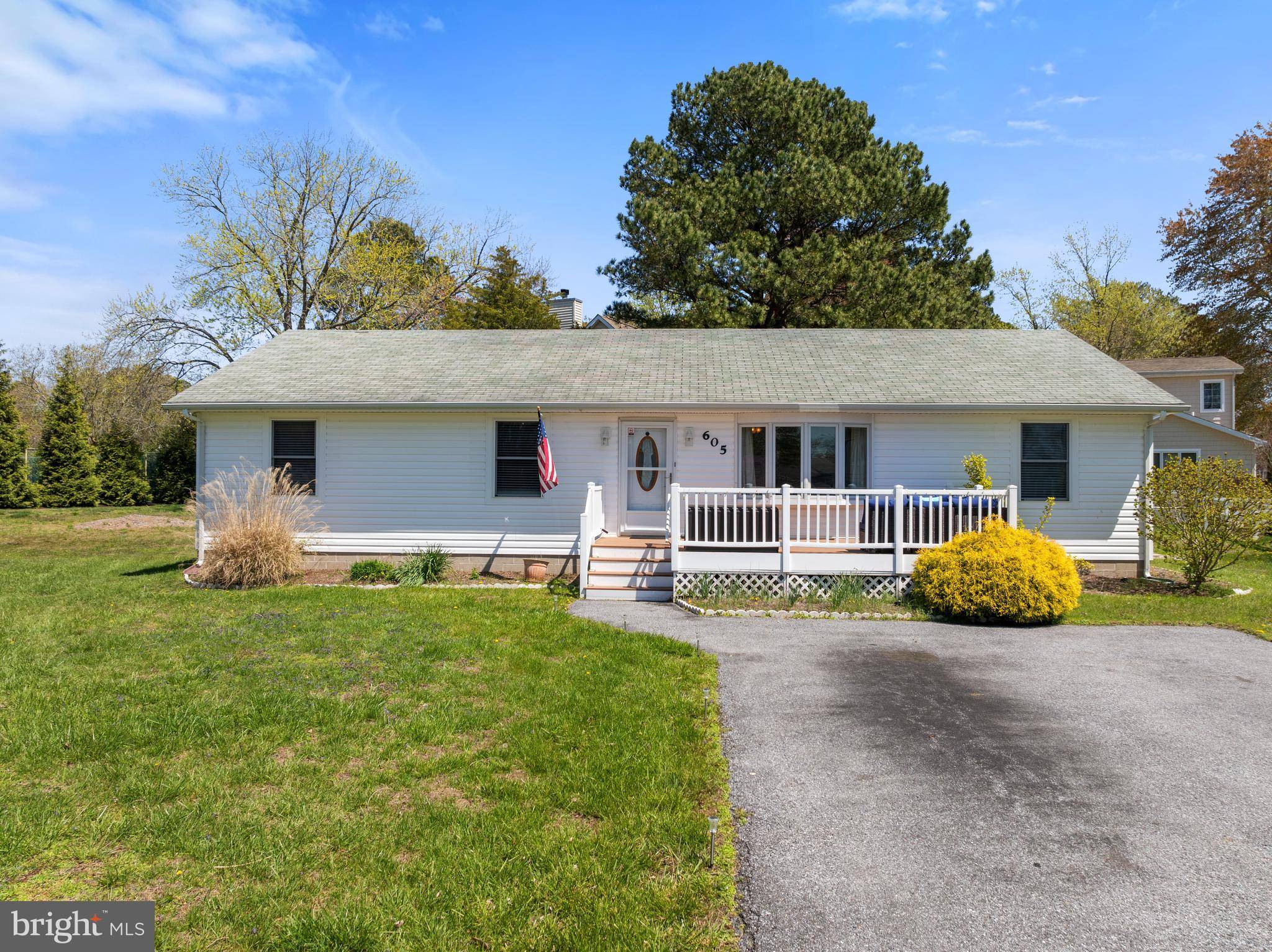 Bethany Beach, DE 19930,605 OLD POST CT