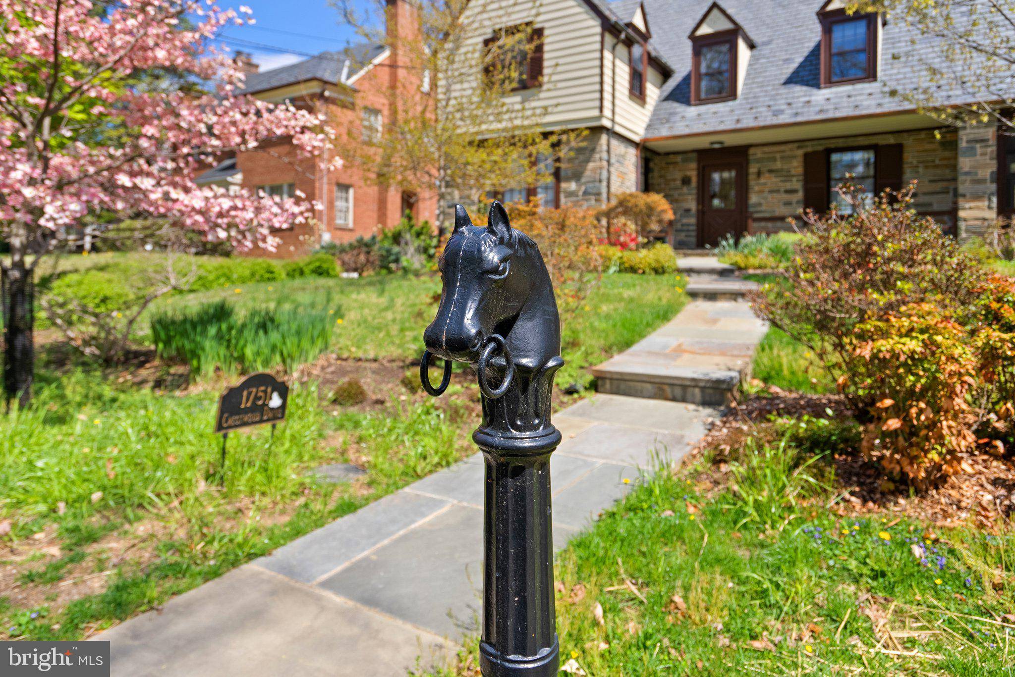 Washington, DC 20011,1751 CRESTWOOD DR NW