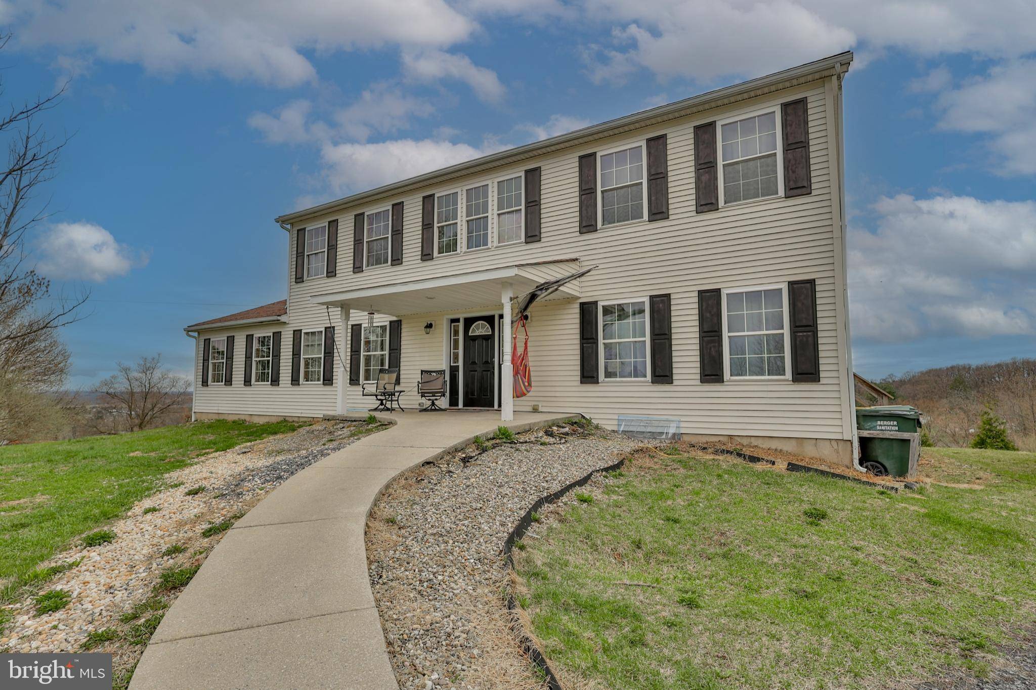 Slatington, PA 18080,6295 VENTURE CT