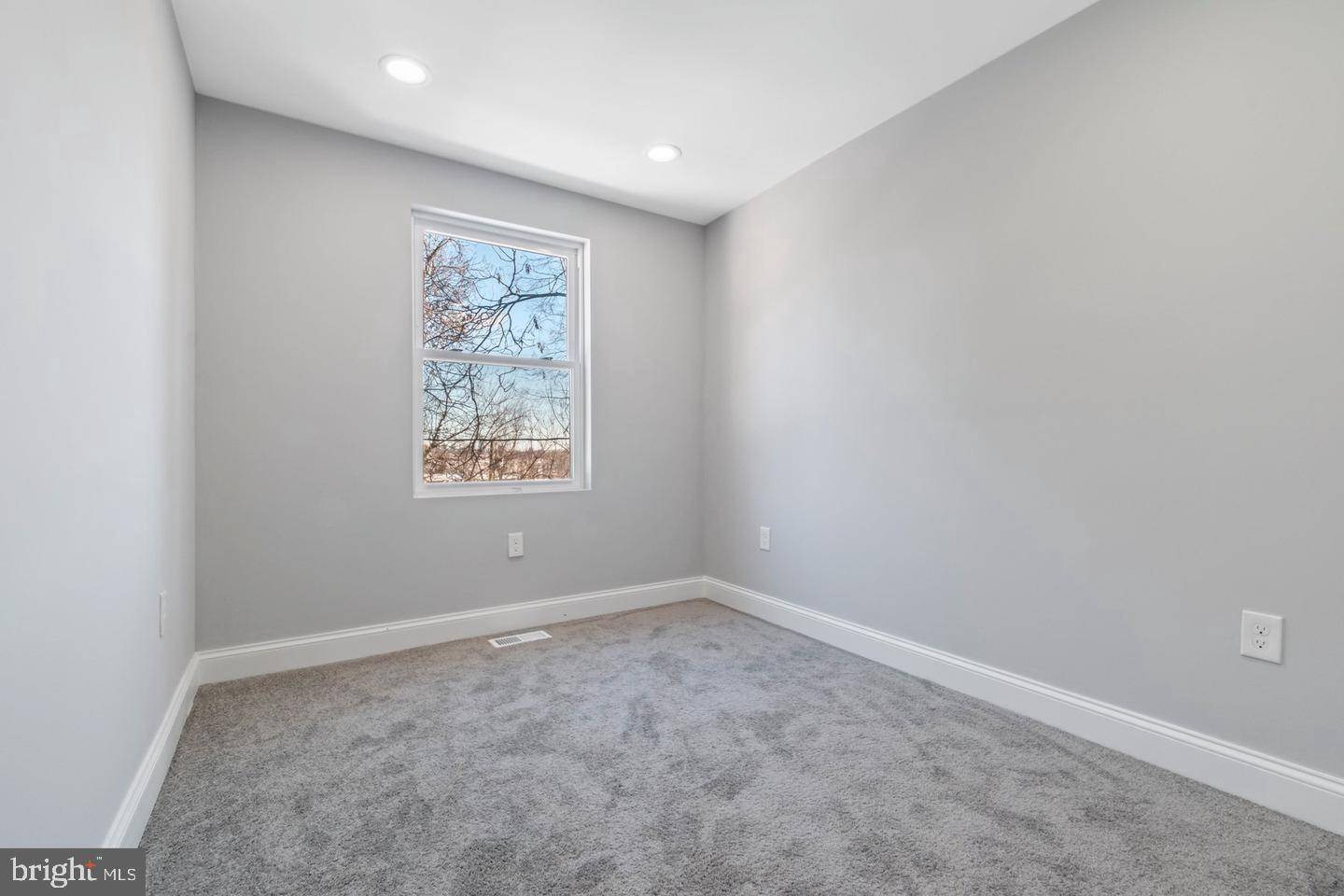 Baltimore, MD 21229,621 DENISON ST