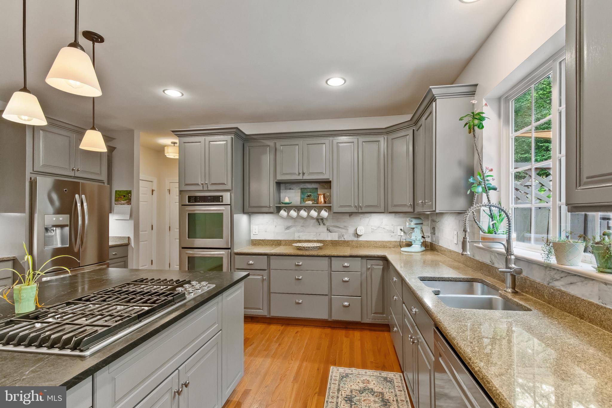 Morgantown, PA 19543,41 HILLVIEW RD