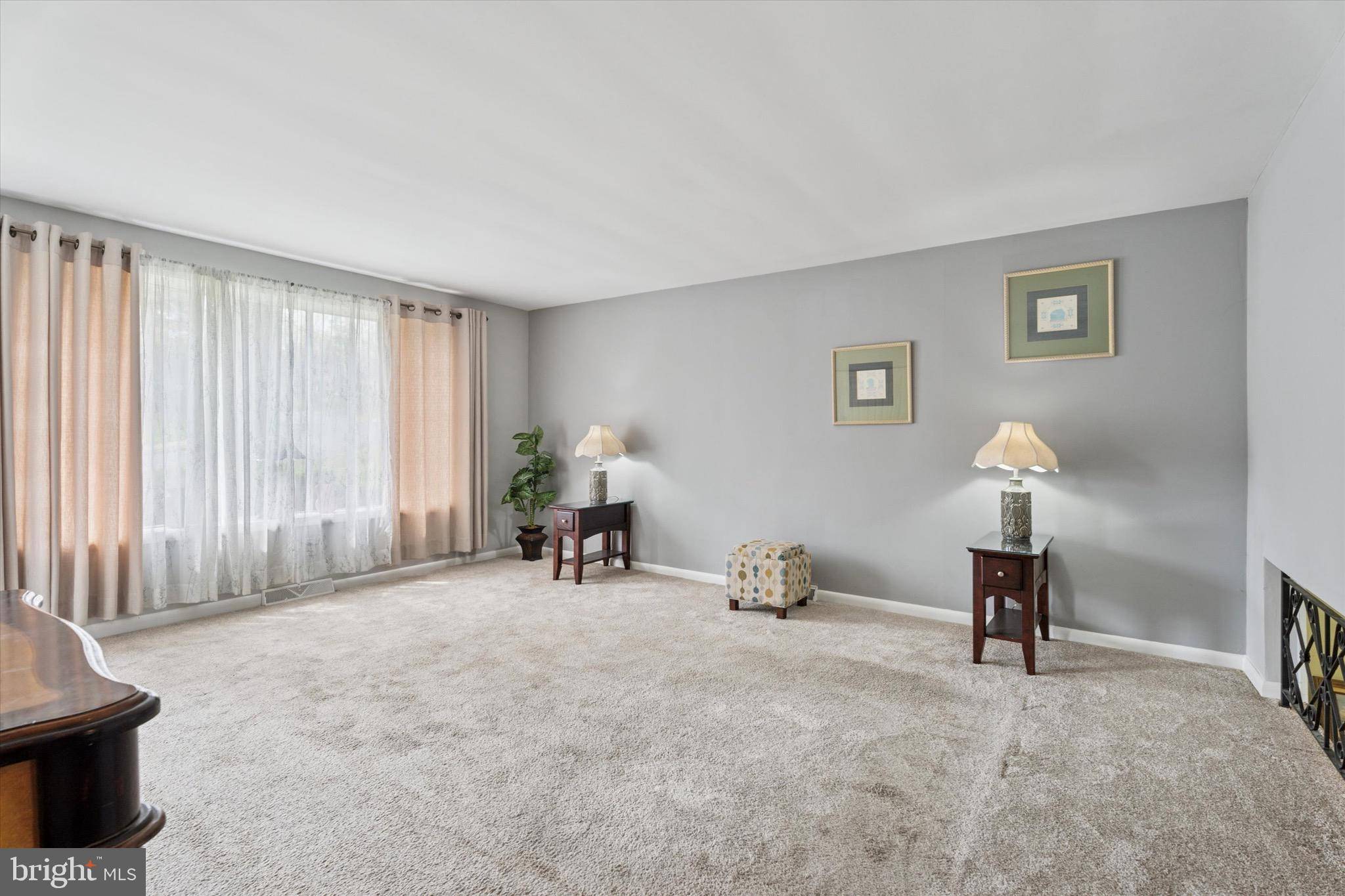Willow Grove, PA 19090,240 COWBELL RD