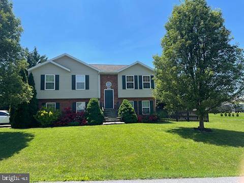 Greencastle, PA 17225,620 DRESDEN CIRCLE