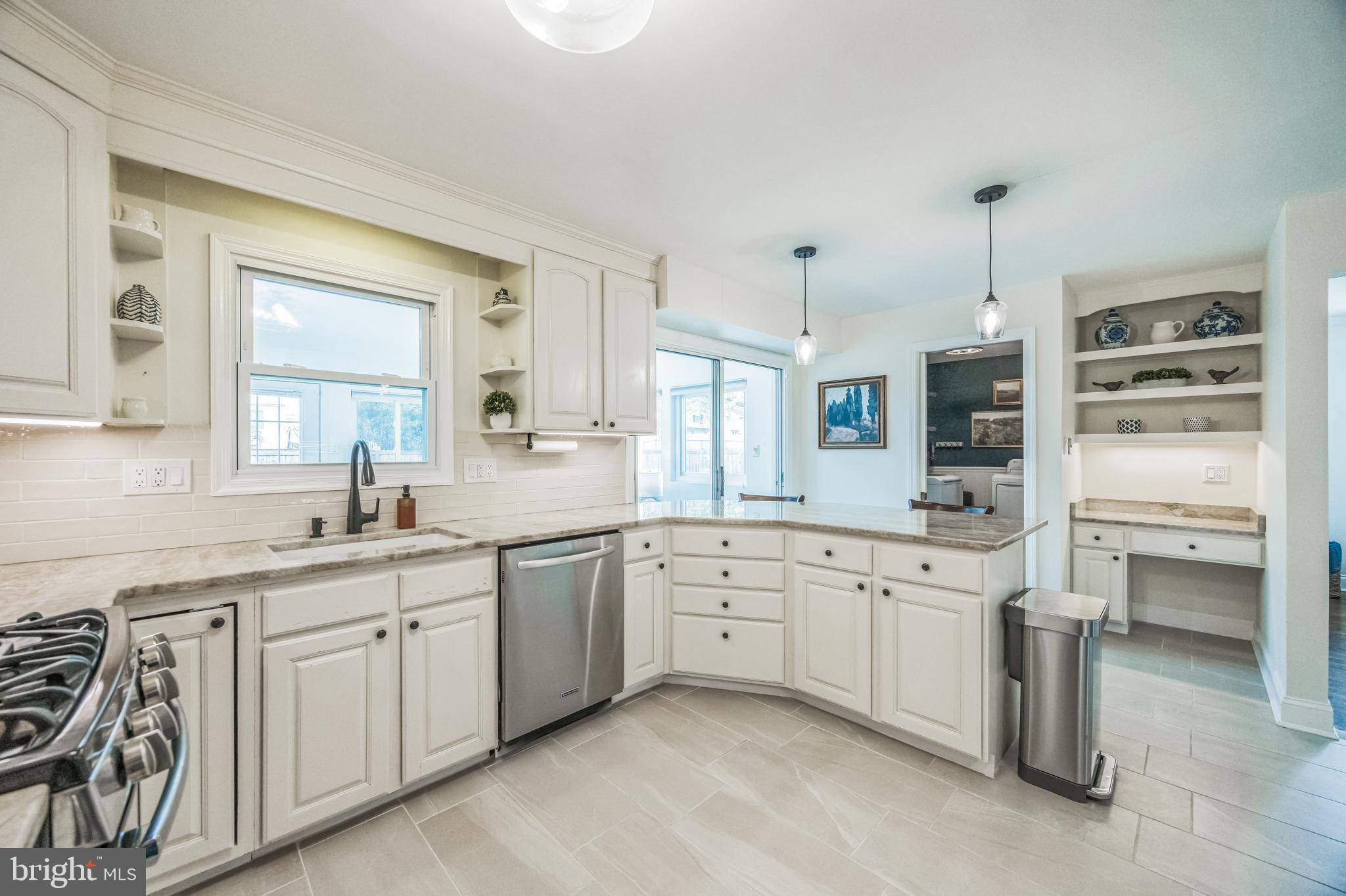 Cherry Hill, NJ 08003,421 MORRIS DR