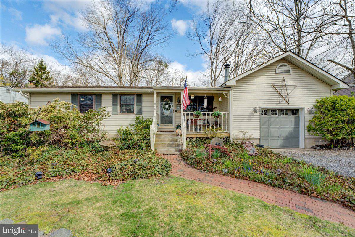 Manahawkin, NJ 08050,1046 CUTLASS AVE