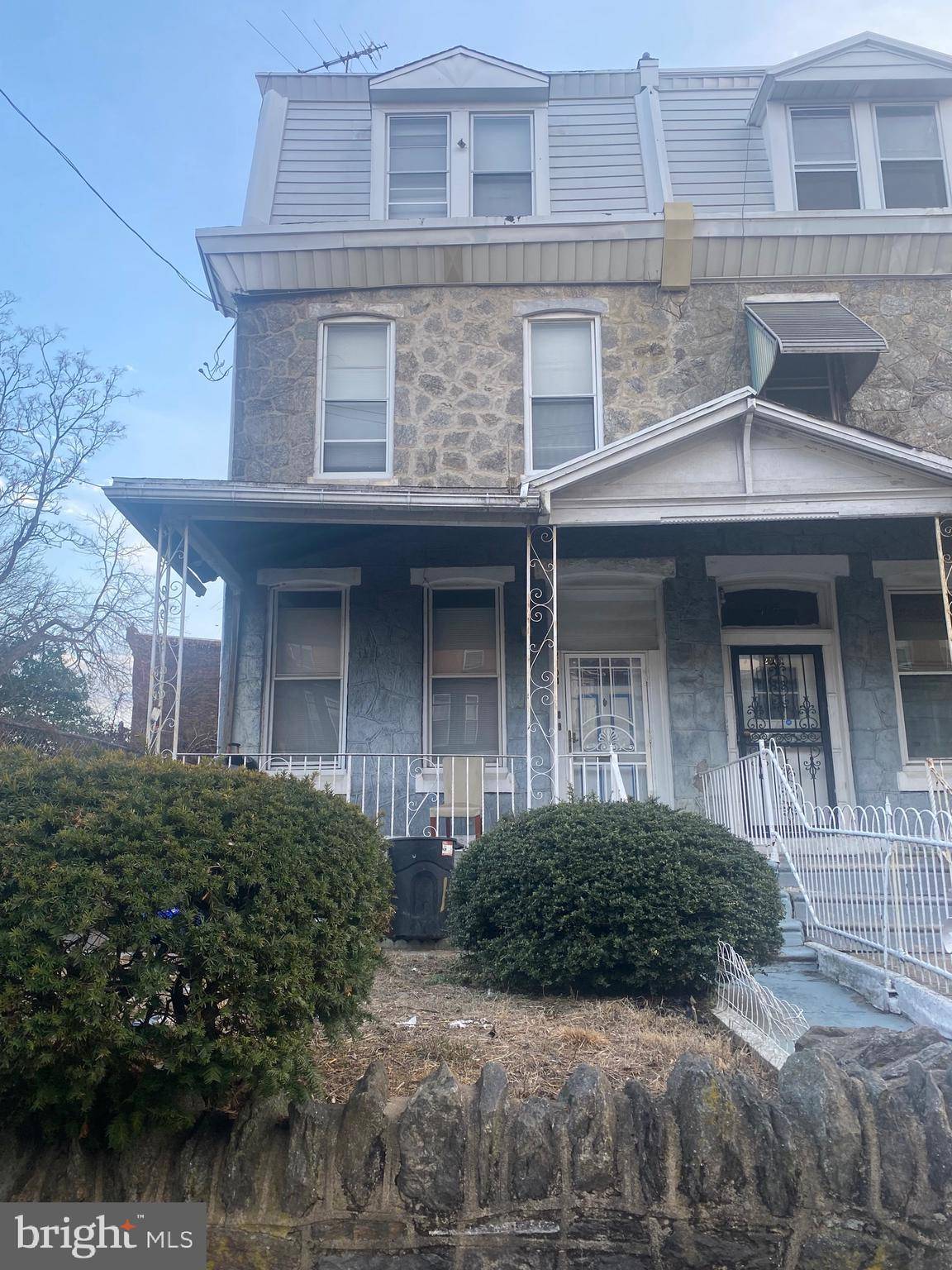 Philadelphia, PA 19140,2104 W ONTARIO ST