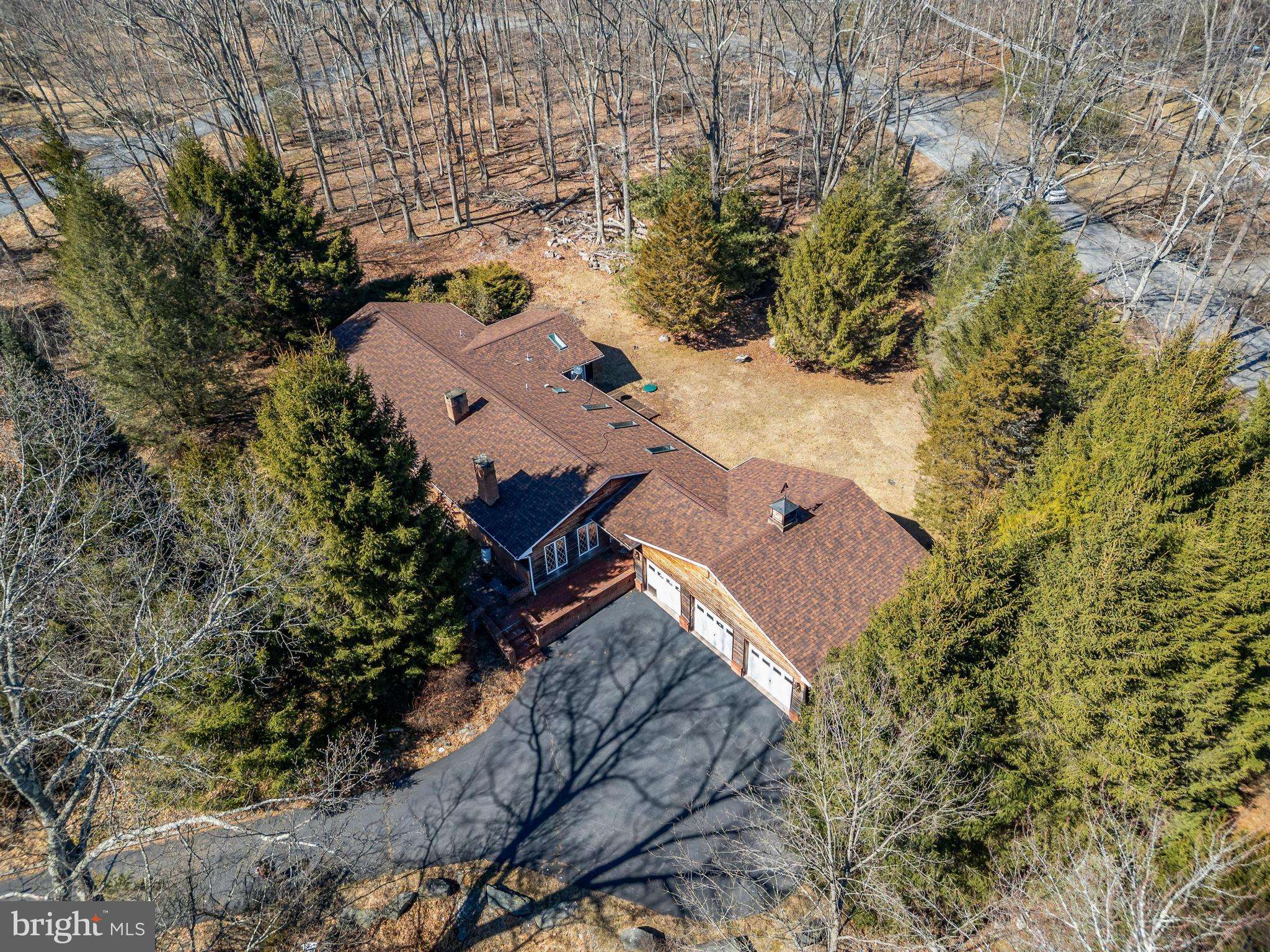 East Stroudsburg, PA 18301,109 LITTLE DOE LN
