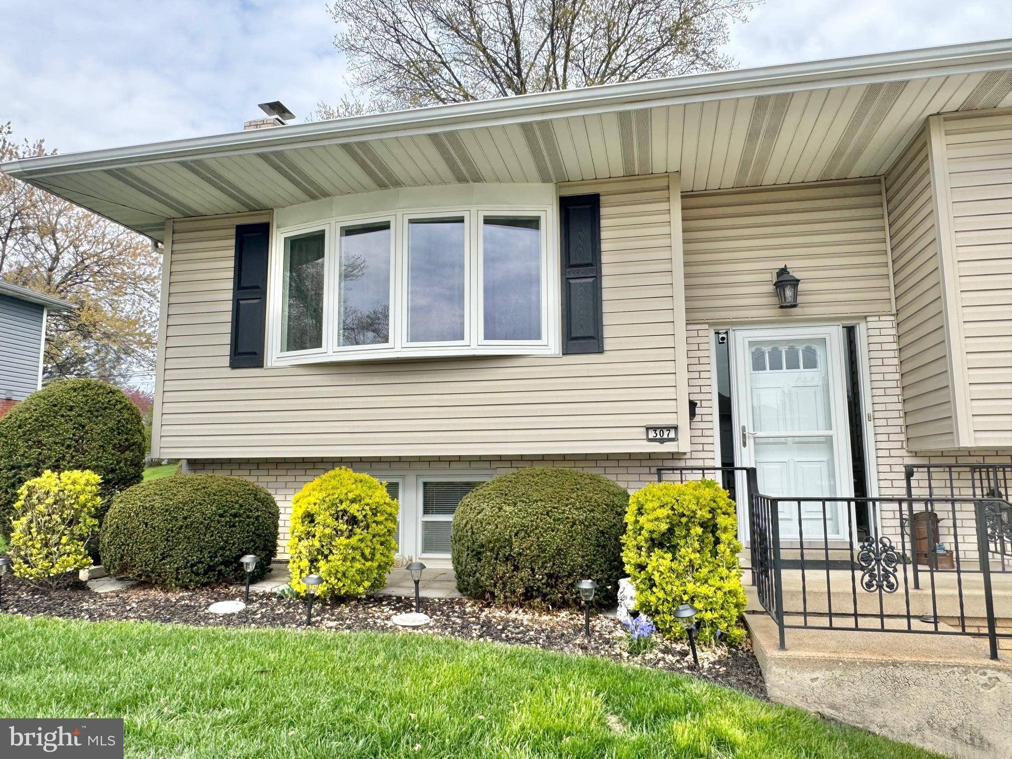 Camp Hill, PA 17011,307 GLENDALE DR