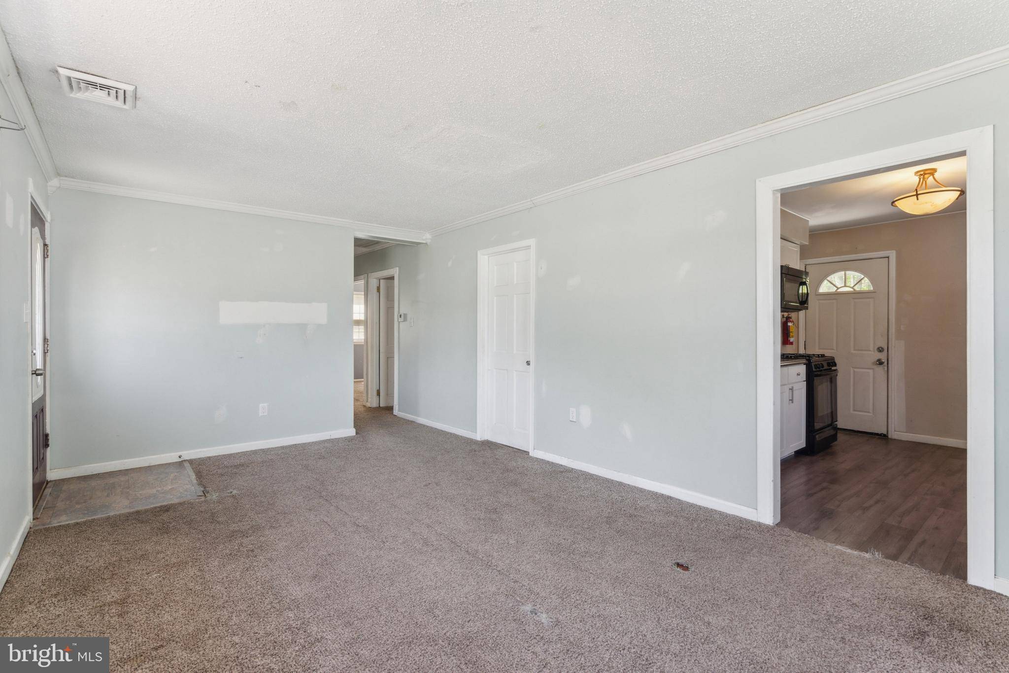 Deptford, NJ 08096,400 BRAUN CT