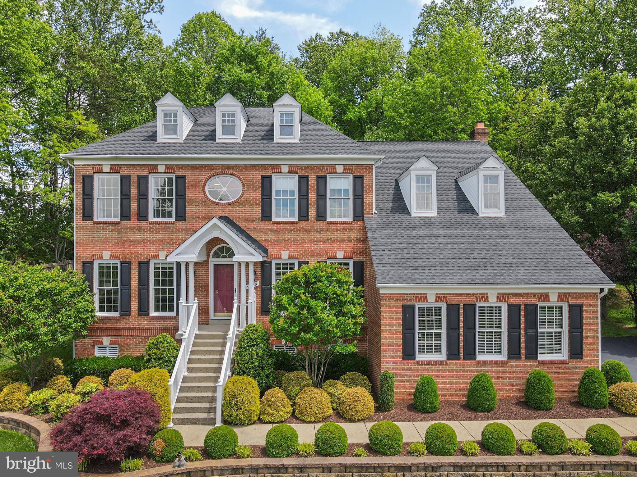Clifton, VA 20124,5325 SANDY POINT LN
