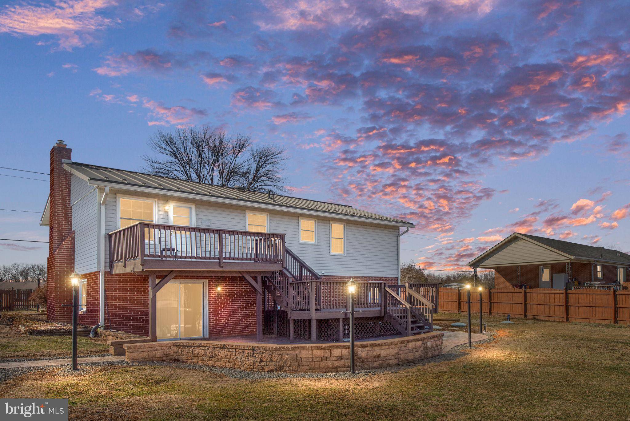Fredericksburg, VA 22406,348 POPLAR RD