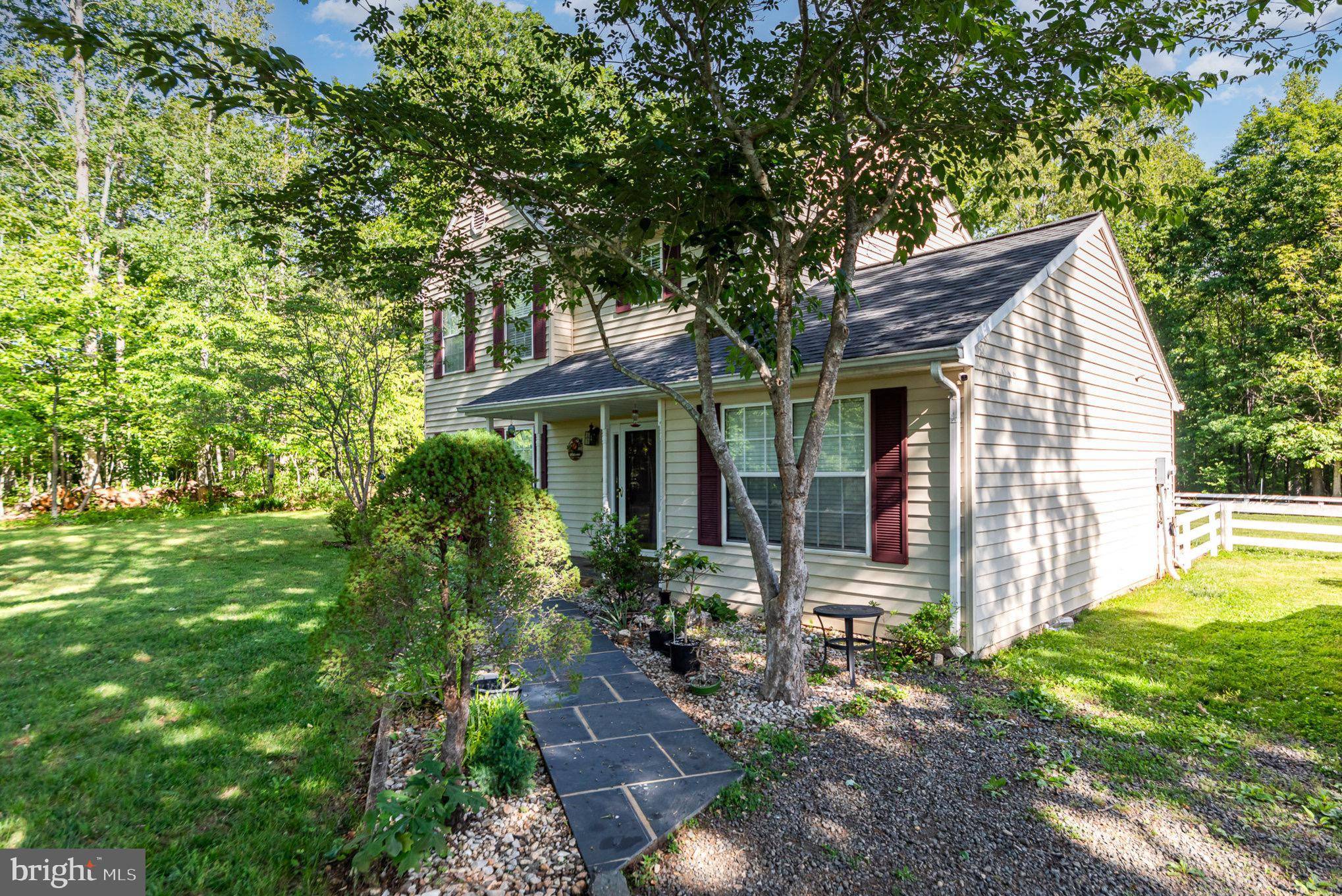 Madison, VA 22727,319 FOX HUNTERS LN