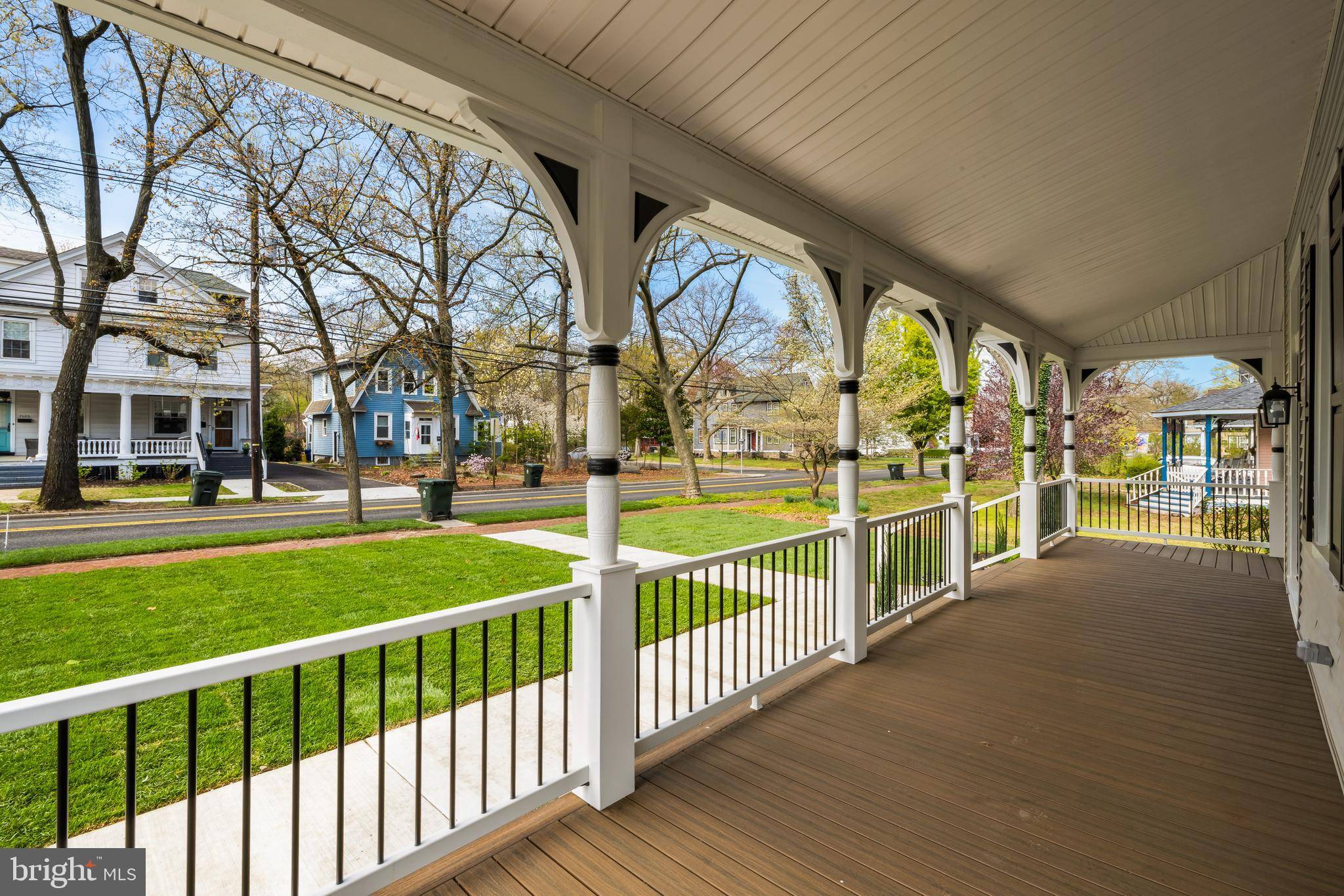 Riverton, NJ 08077,713 MAIN ST