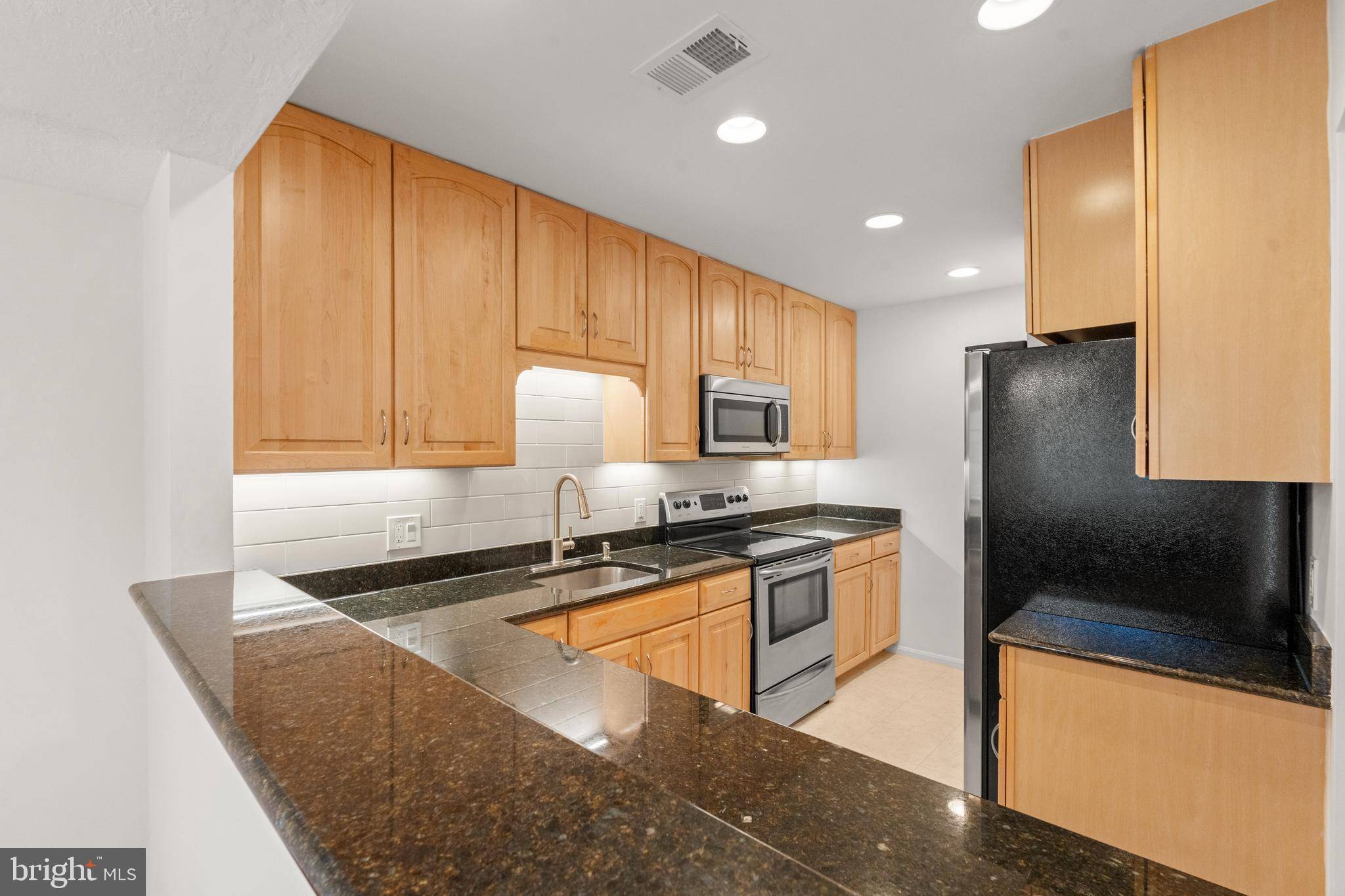 Rockville, MD 20852,10817 HAMPTON MILL TER #220