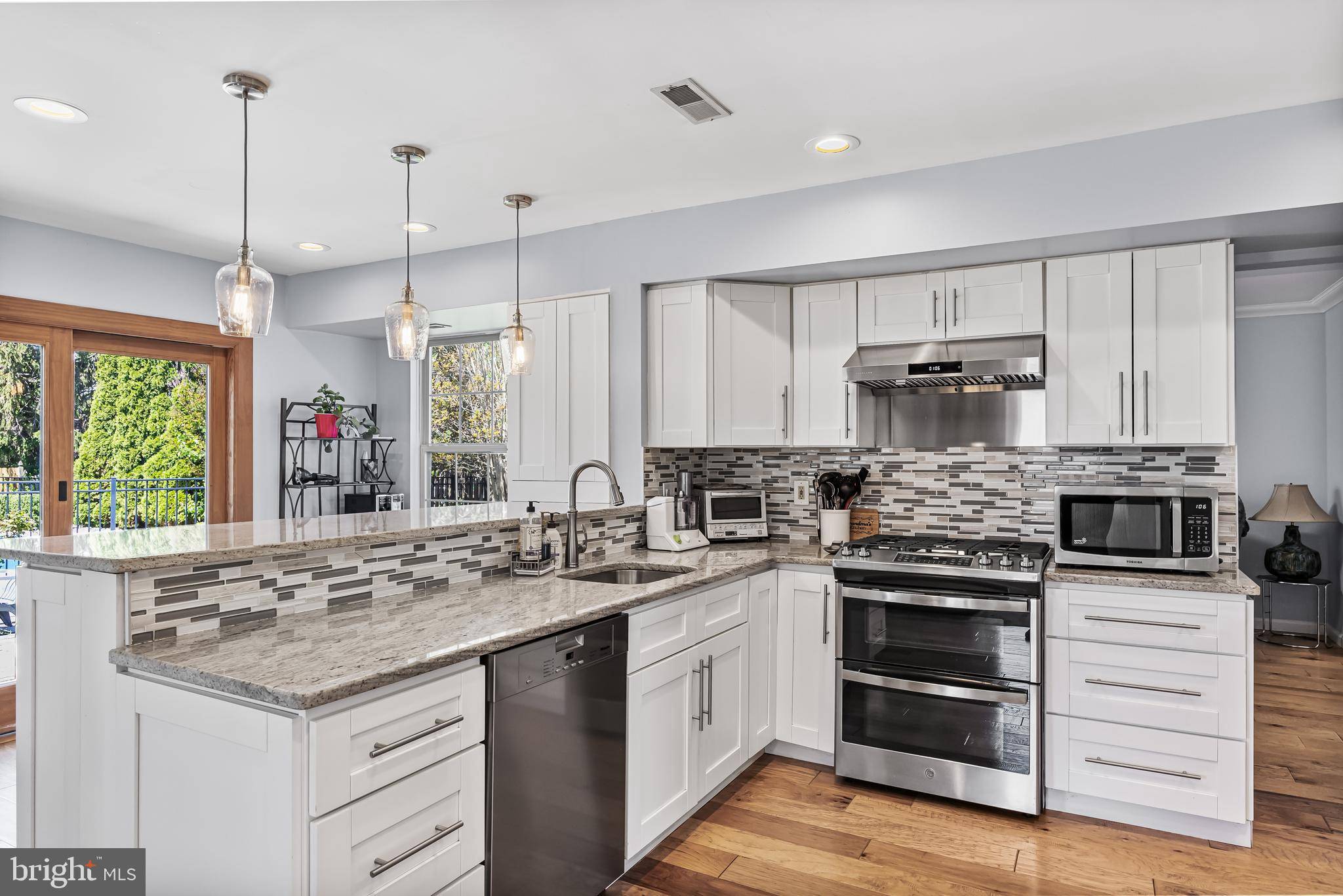 Delran, NJ 08075,7 AMBERFIELD DR