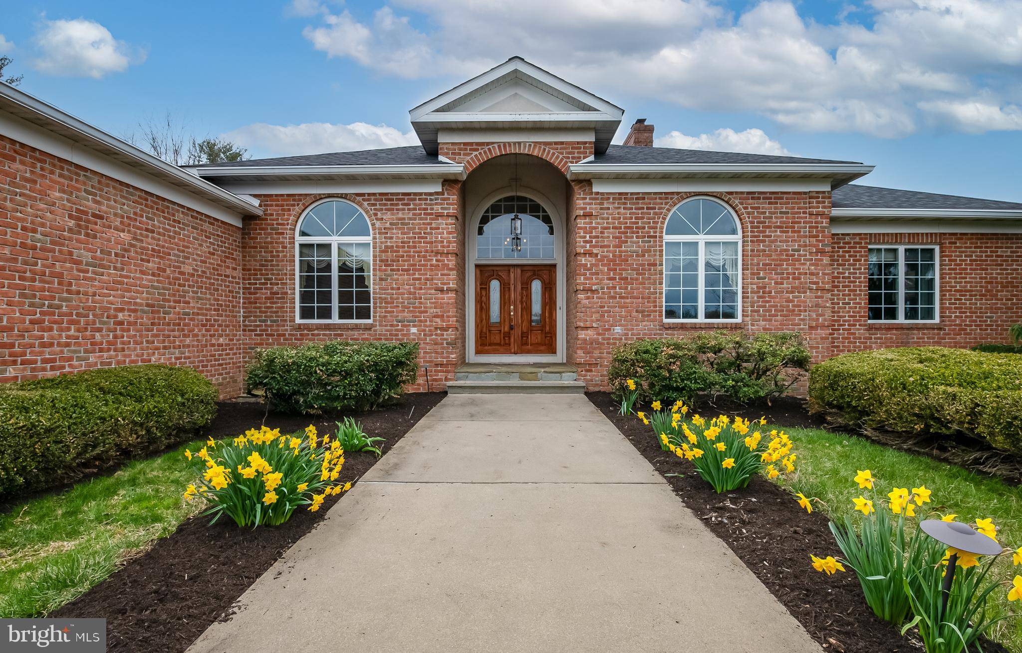 Sinking Spring, PA 19608,961 N CHURCH RD