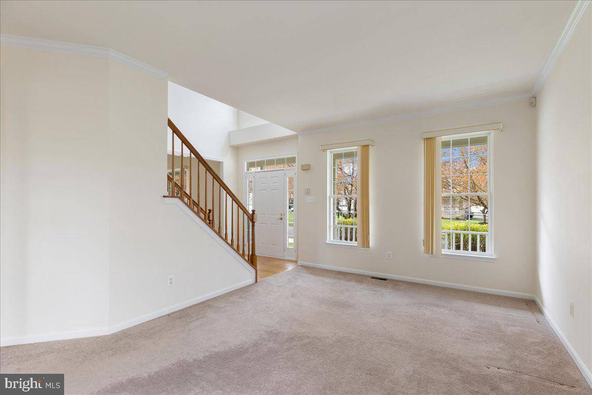 East Windsor, NJ 08520,1 STONEHEDGE DR