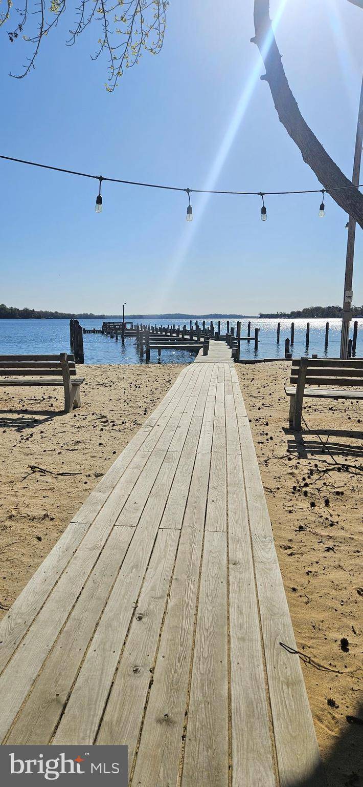 Severna Park, MD 21146,127 ARUNDEL BEACH RD