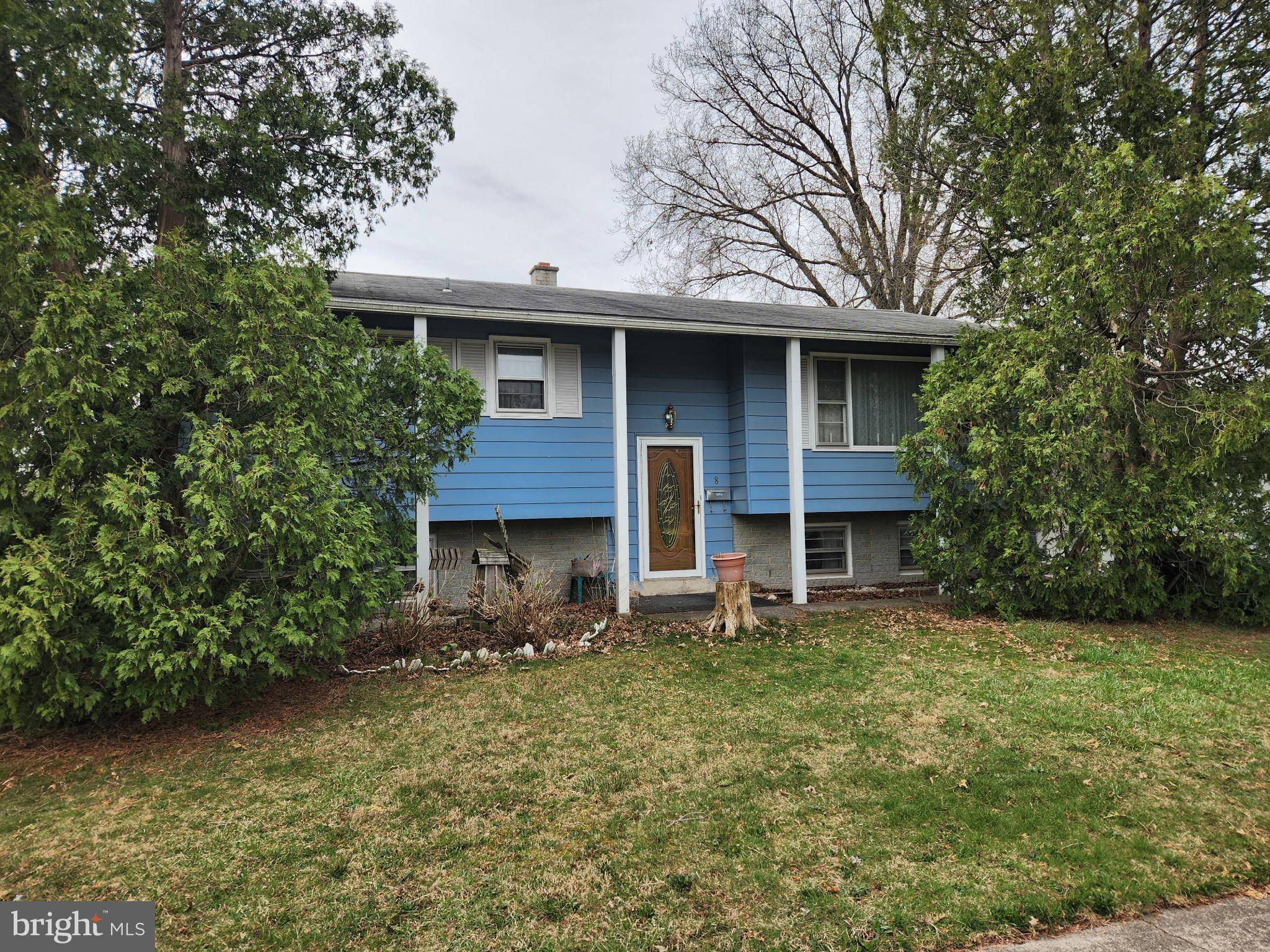 Middletown, PA 17057,8 HEATHGLEN RD