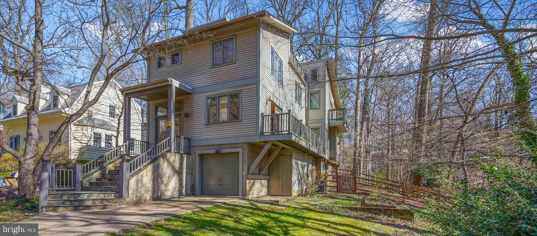 Silver Spring, MD 20910,132 HILLTOP RD