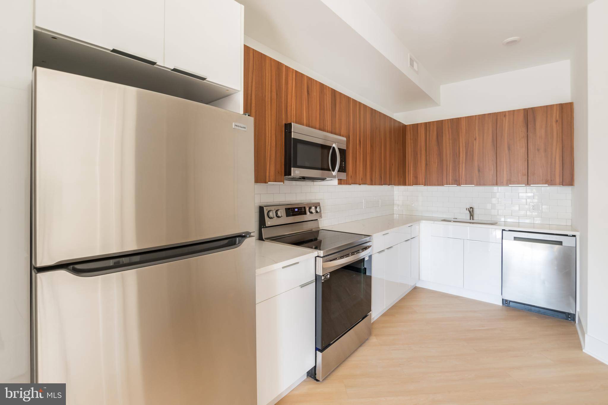Philadelphia, PA 19104,4200 LANCASTER AVE #UNIT 401