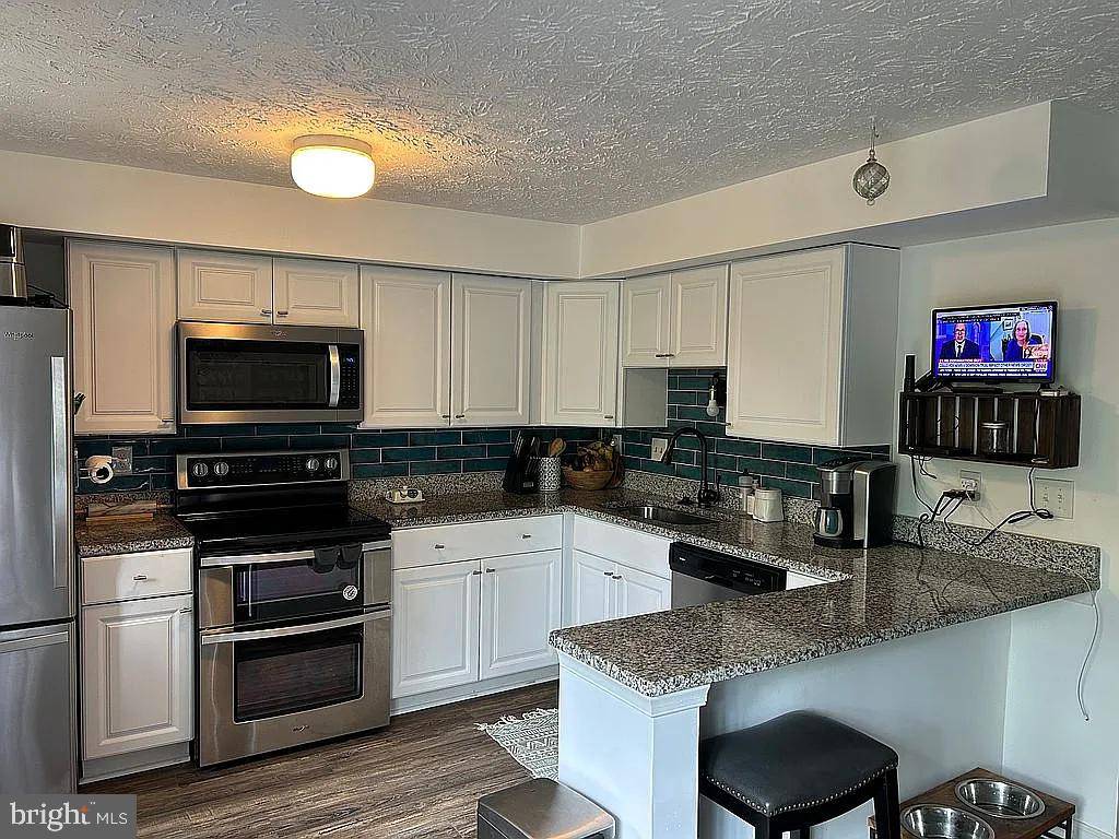 Vienna, VA 22182,7961 TYSON OAKS CIR