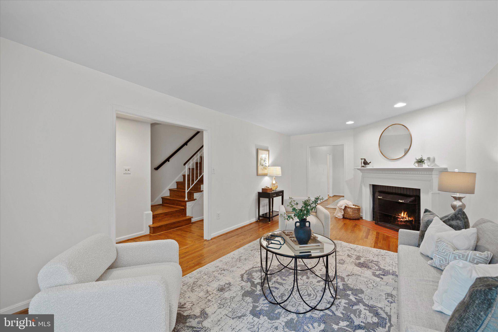 Mclean, VA 22101,1156 KENSINGTON RD