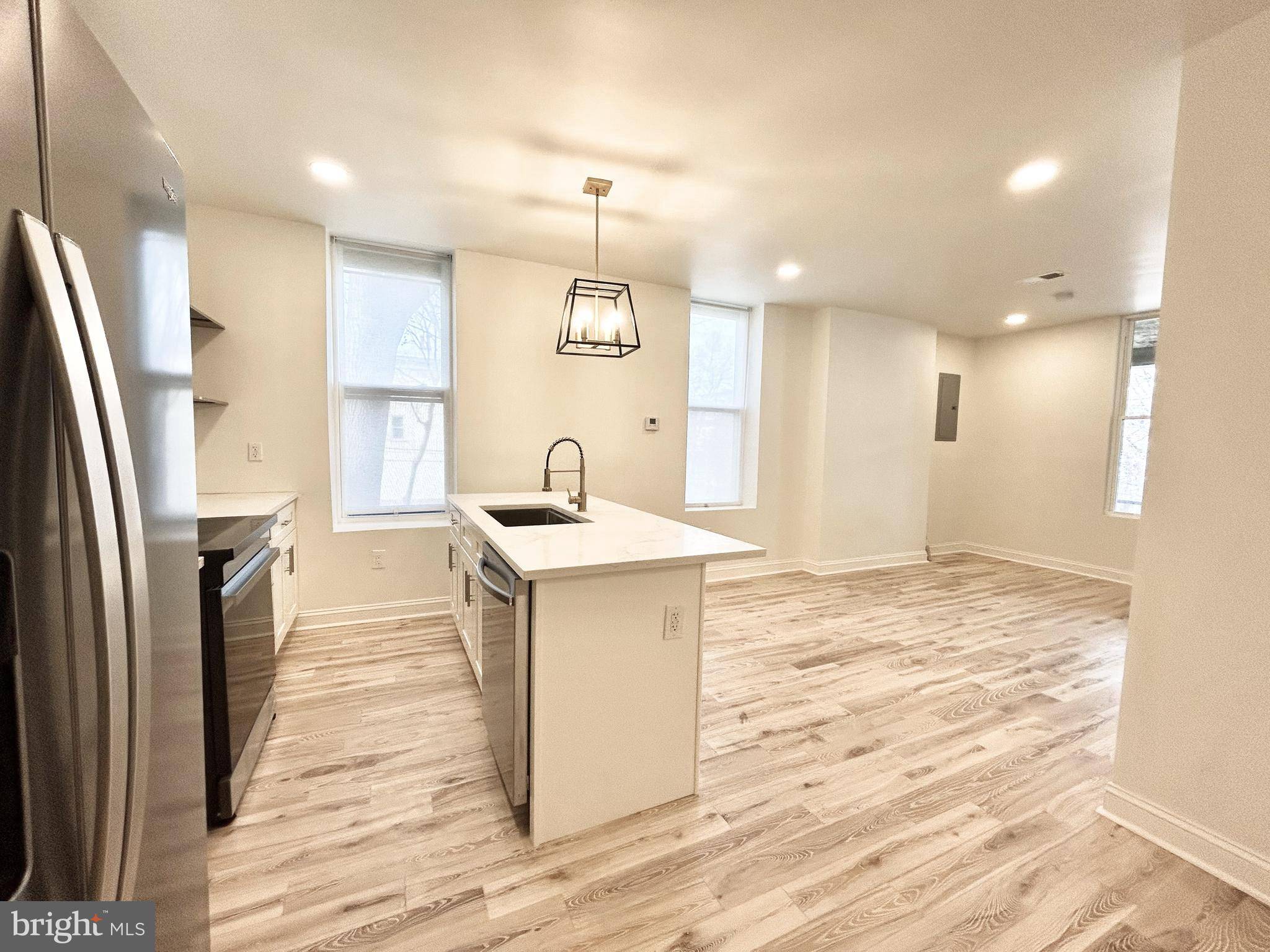 Philadelphia, PA 19104,3510 HAMILTON ST #2W