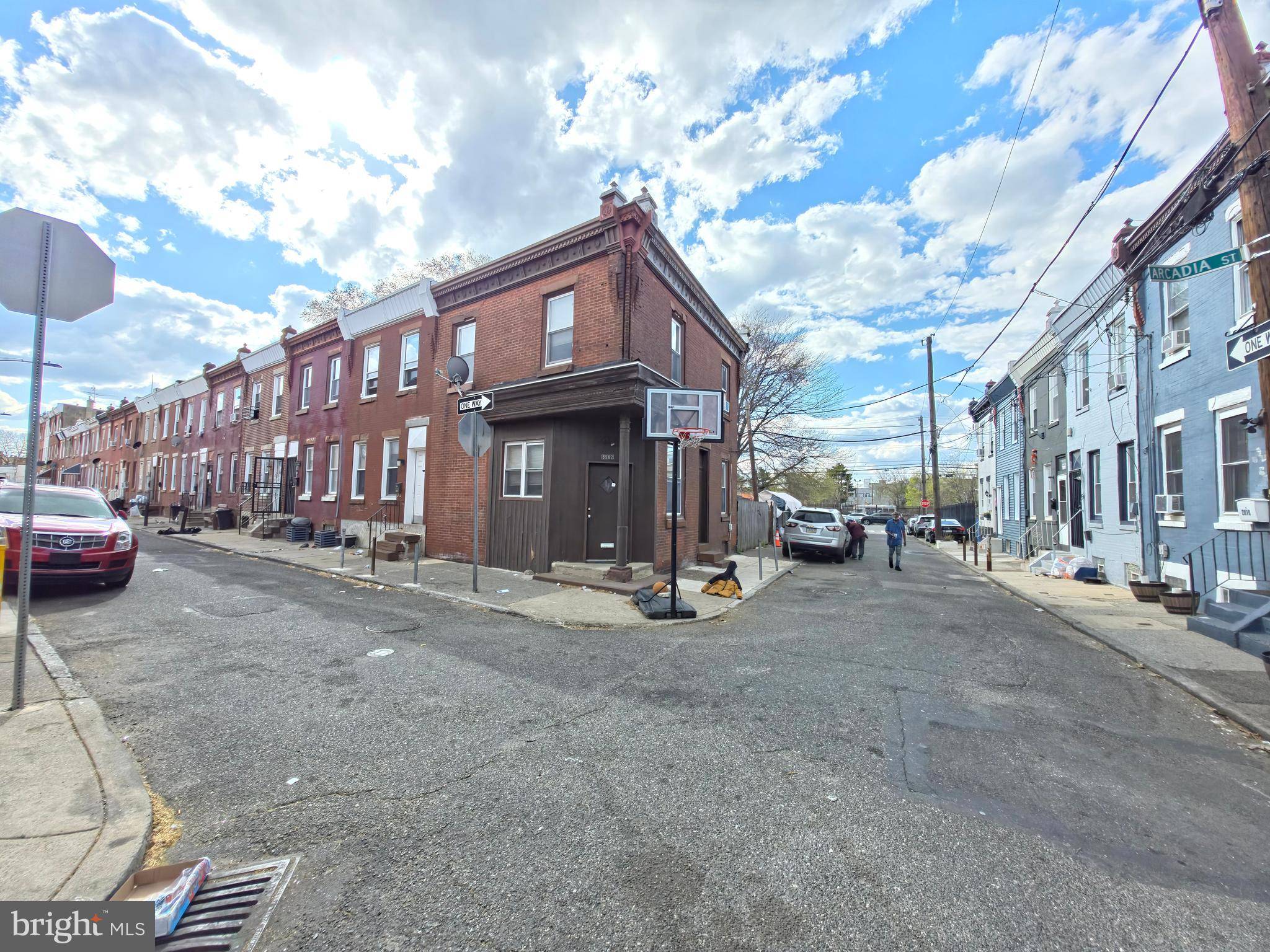 Philadelphia, PA 19124,3942 ARCADIA ST