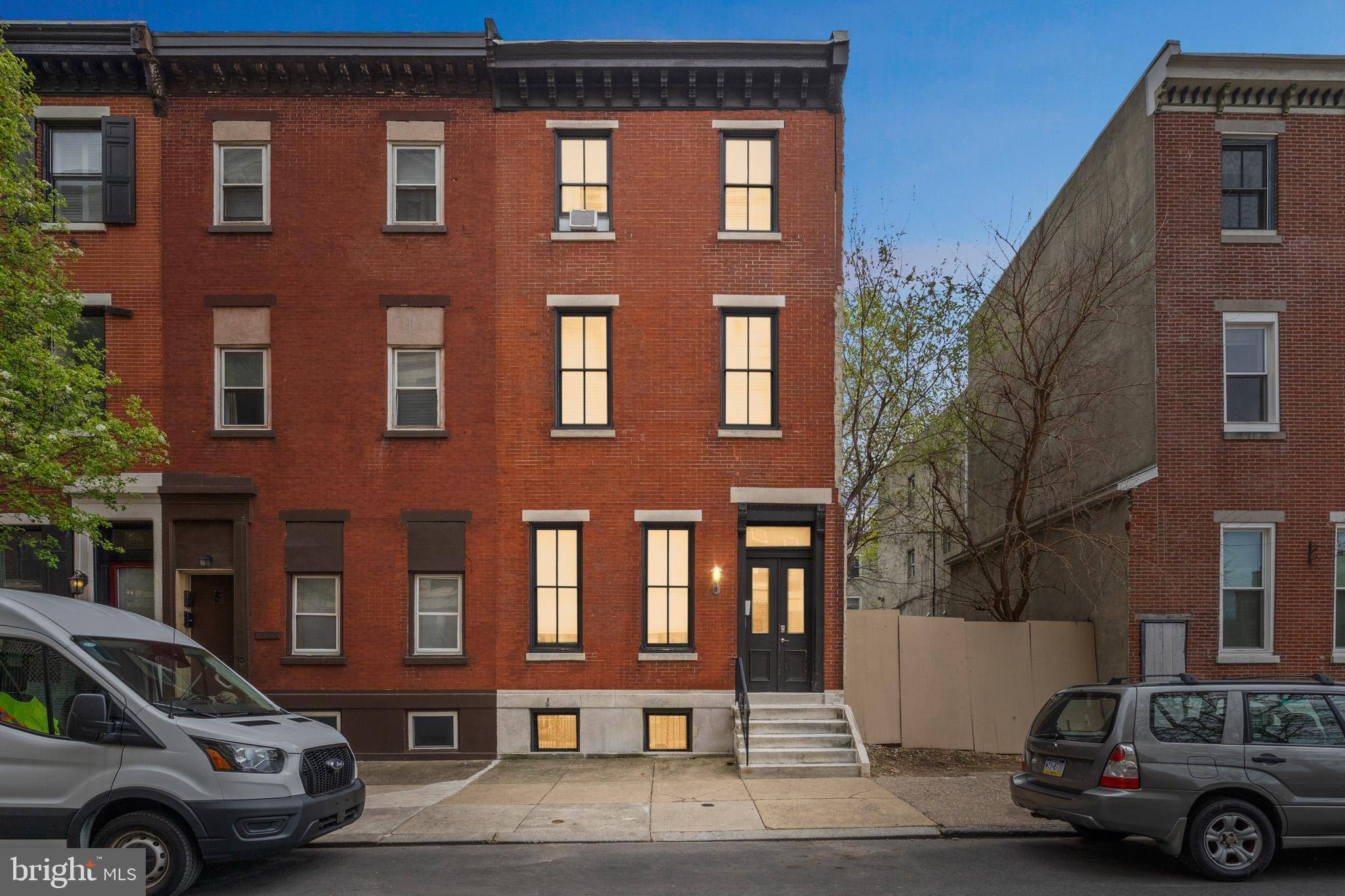Philadelphia, PA 19130,1522 MOUNT VERNON ST #3