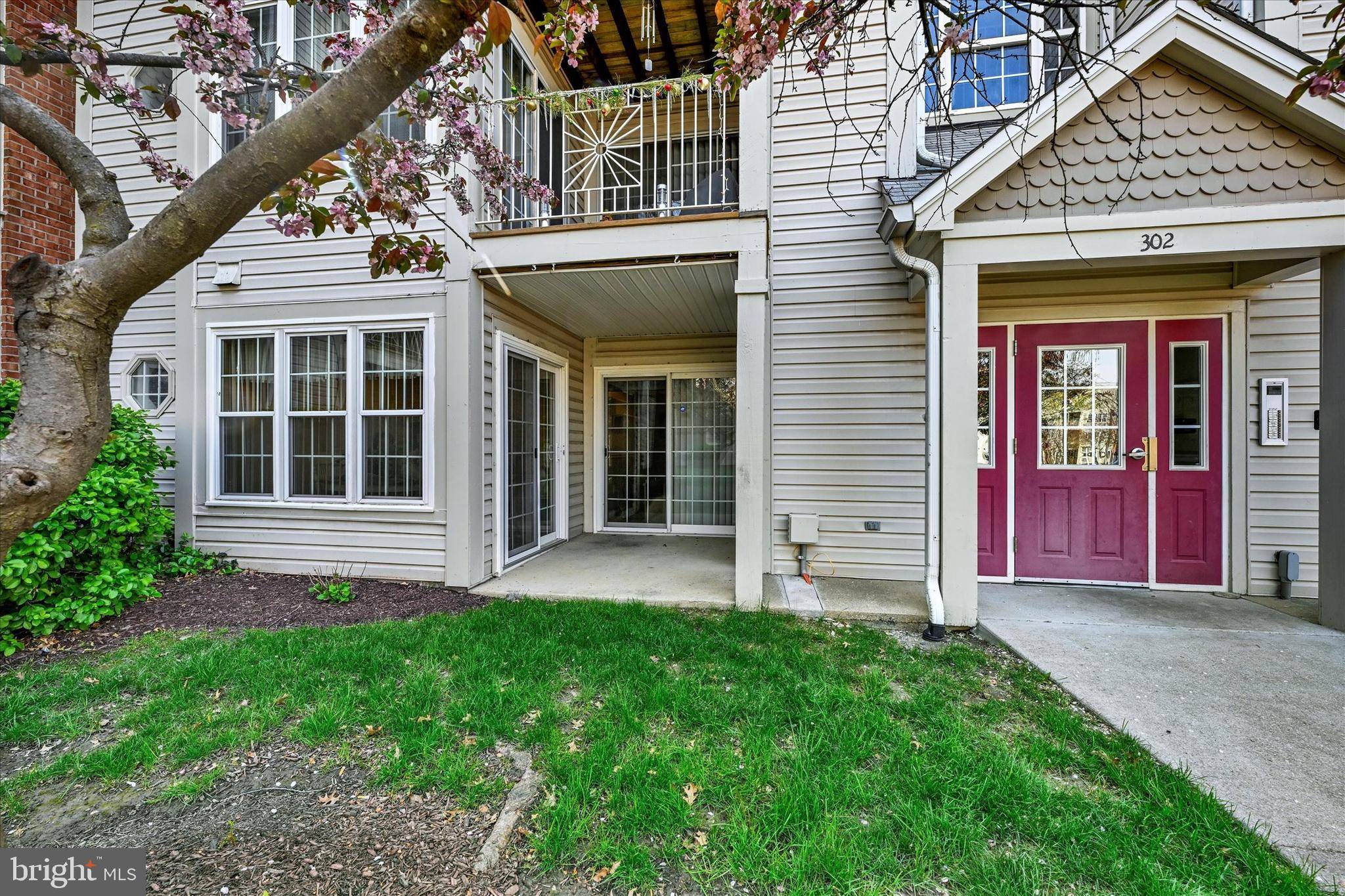 Glen Burnie, MD 21060,302 BLUE WATER CT #104