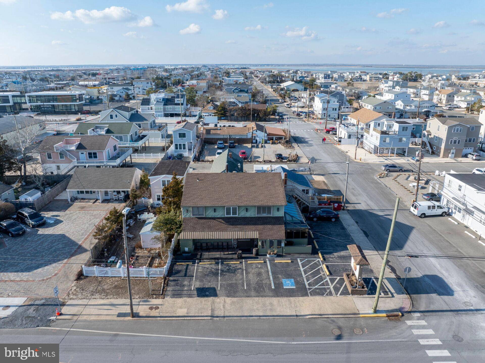 Ship Bottom, NJ 08008,605 LONG BEACH BLVD