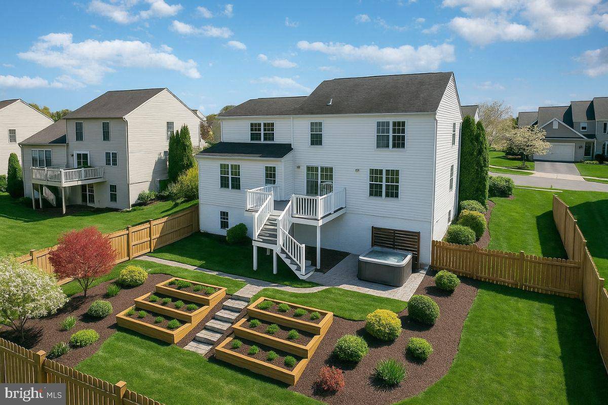 Hummelstown, PA 17036,192 BLUE JAY WAY