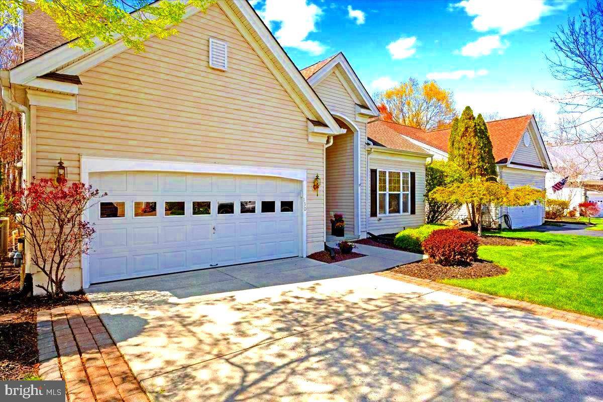 Marlton, NJ 08053,130 LOWELL DR