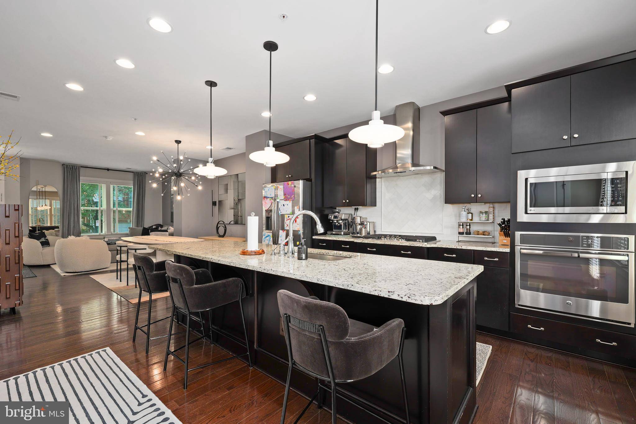 Arlington, VA 22204,1141 S MONROE ST