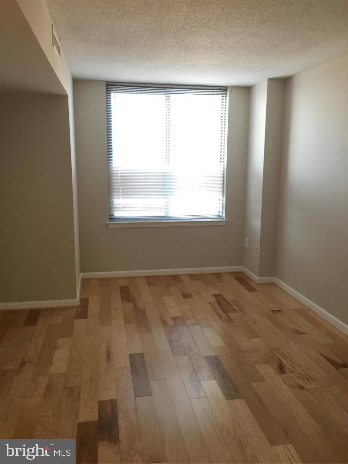 North Bethesda, MD 20852,11710 OLD GEORGETOWN RD #421