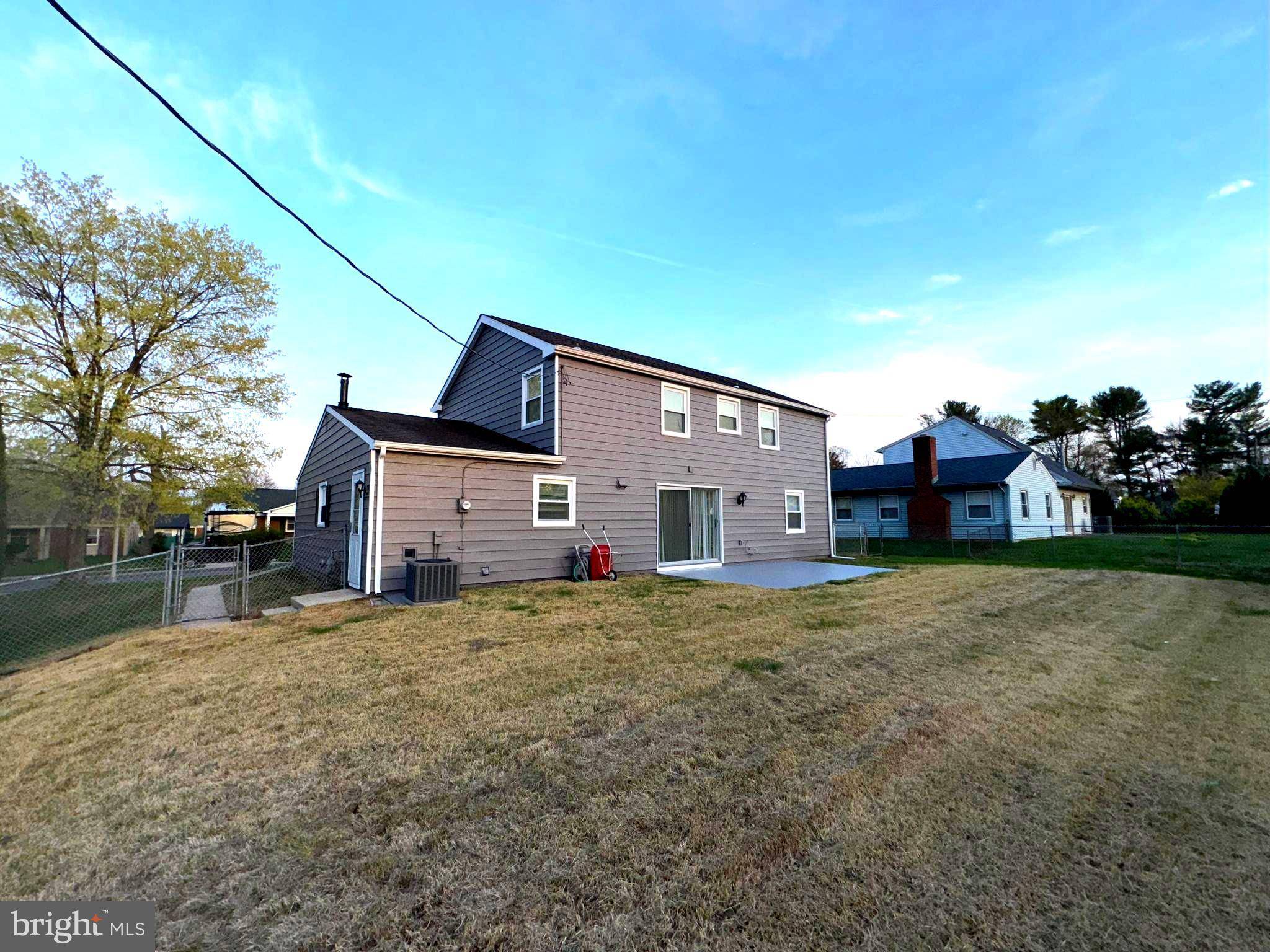 Willingboro, NJ 08046,18 GRAYSON CIR