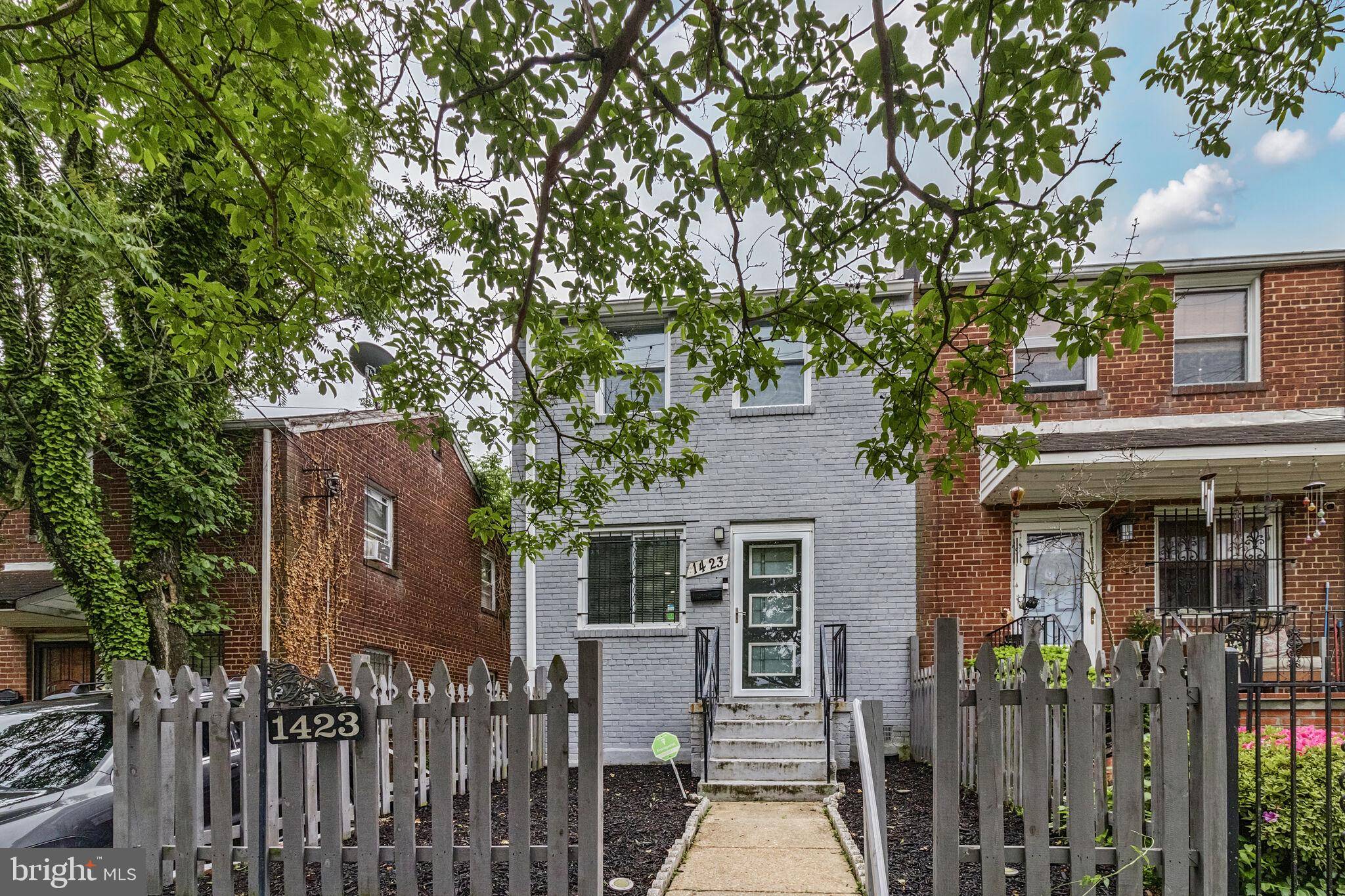 Washington, DC 20020,1423 HOWARD RD SE