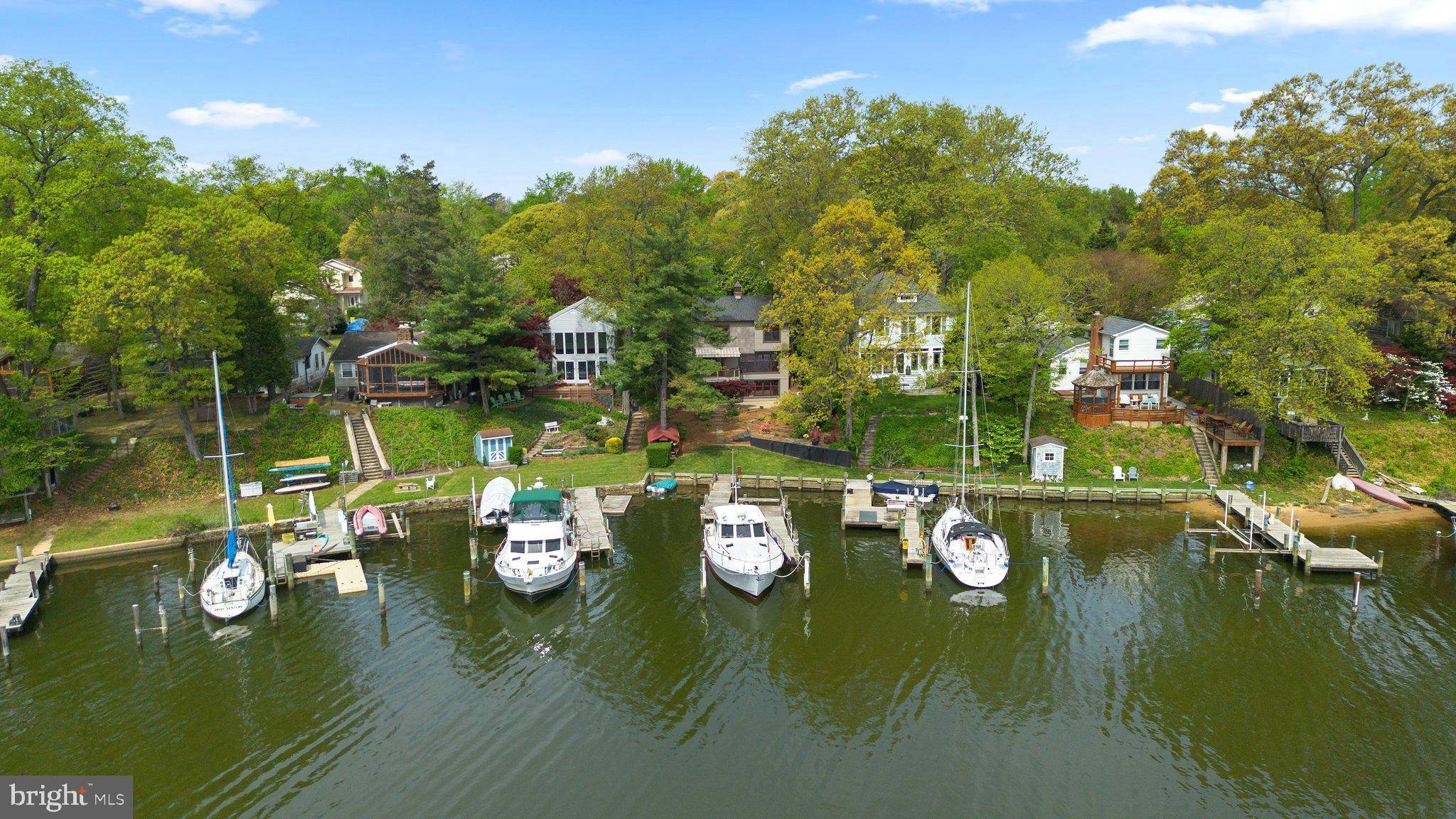 Severna Park, MD 21146,735 DIVIDING RD